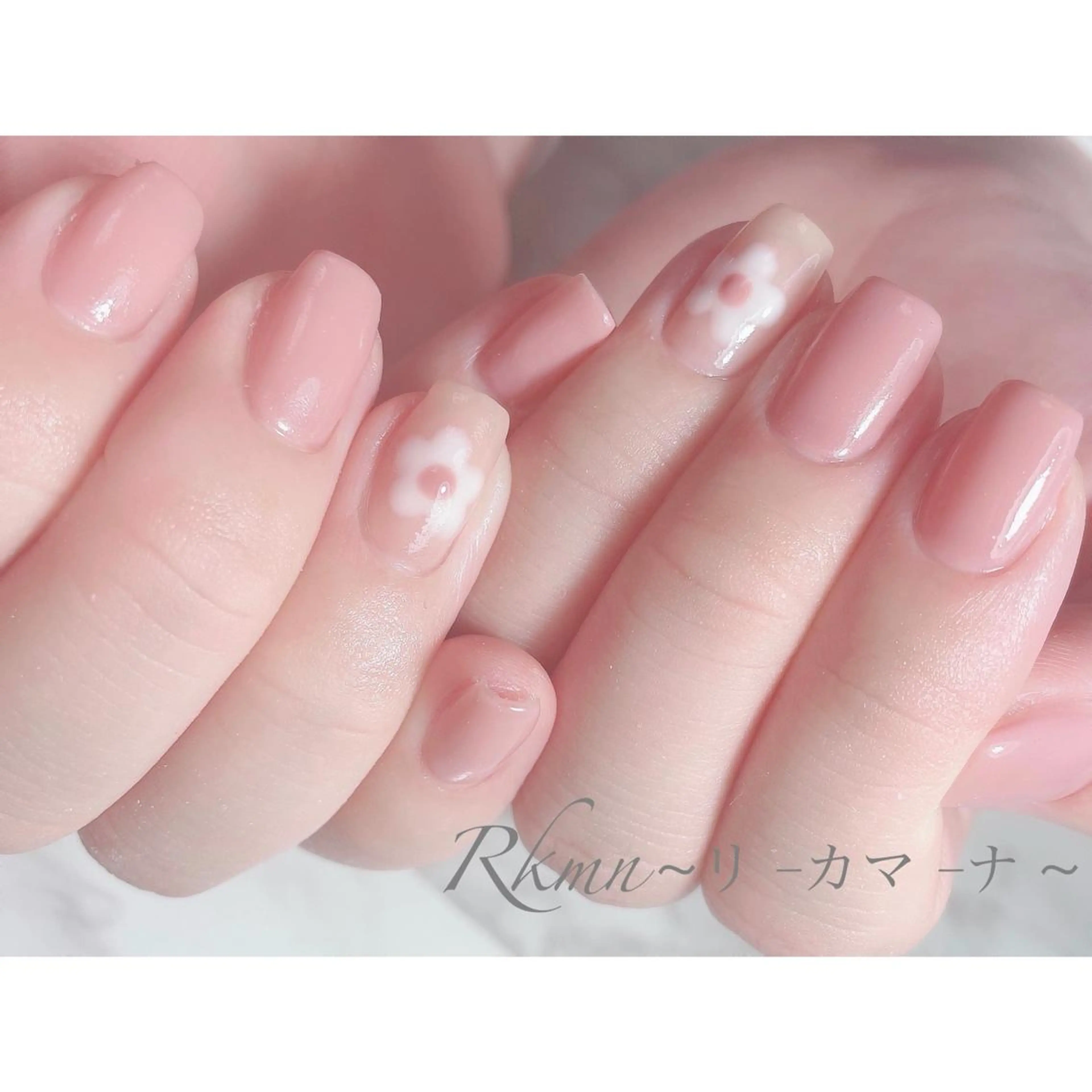 ネイル アートネイル フラワーネイル フレンチネイル ジェルネイル グラデーション ハンドネイル フットネイル ハンドケア Rkmn ~リ-カマ-ナ~のネイルデザイン