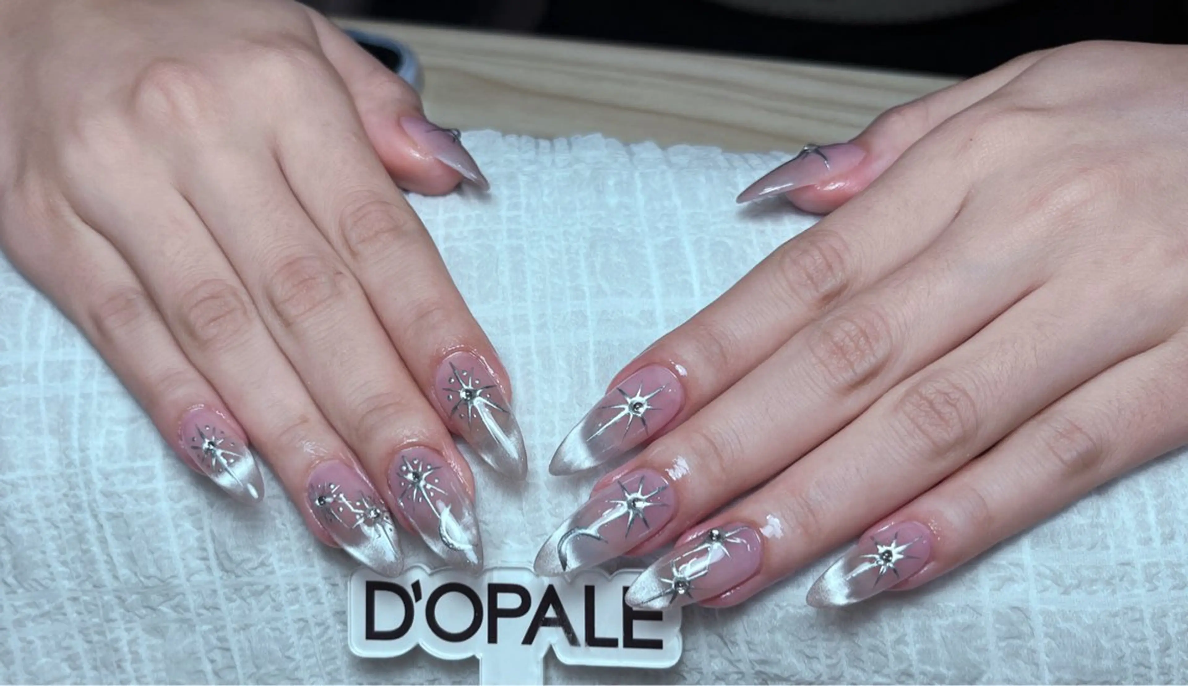 ネイル ハンドネイル D‘OPALEサロン所属・長さ出し専門店 上野kkのネイルデザイン