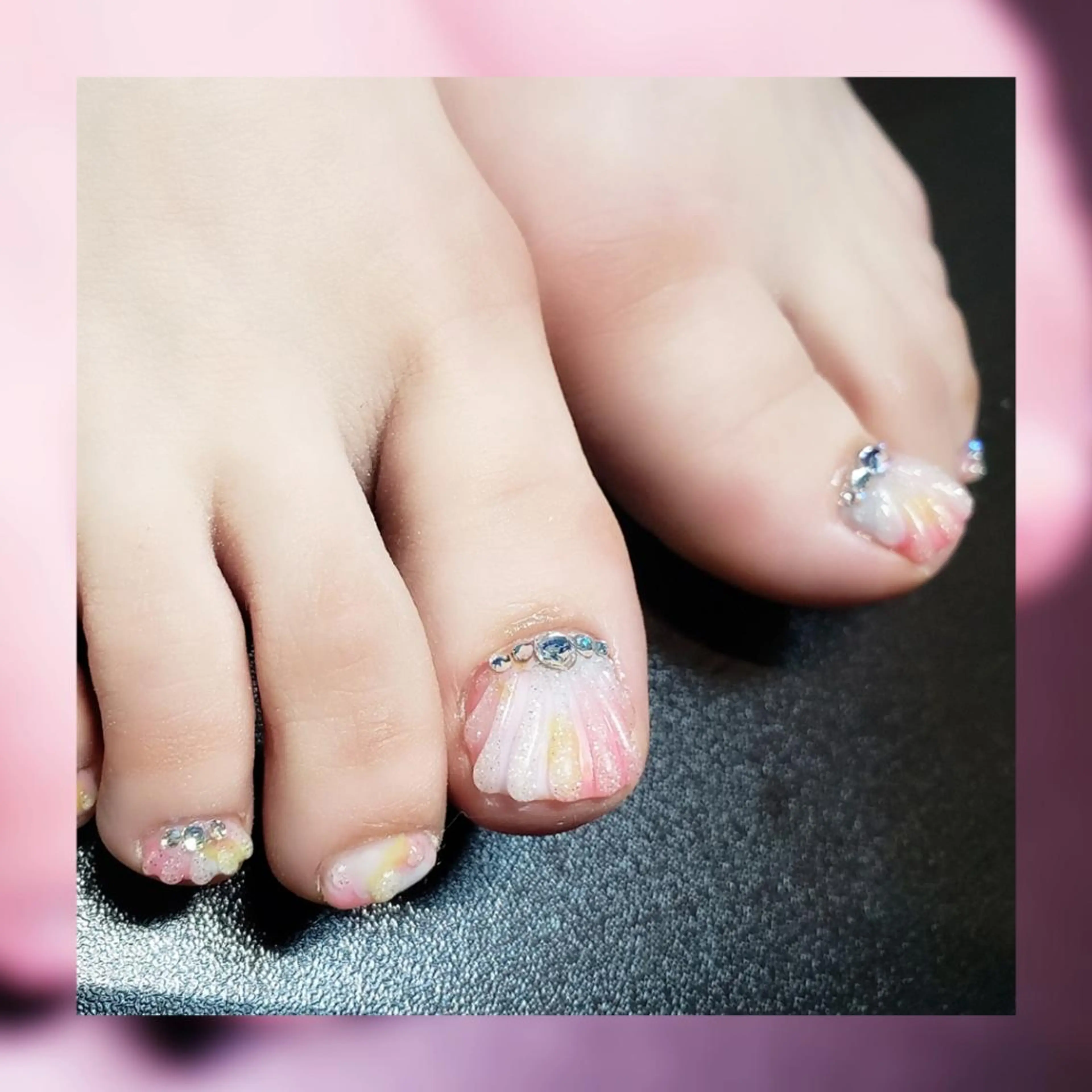 ネイル フットネイル クロキ 。のネイルデザイン