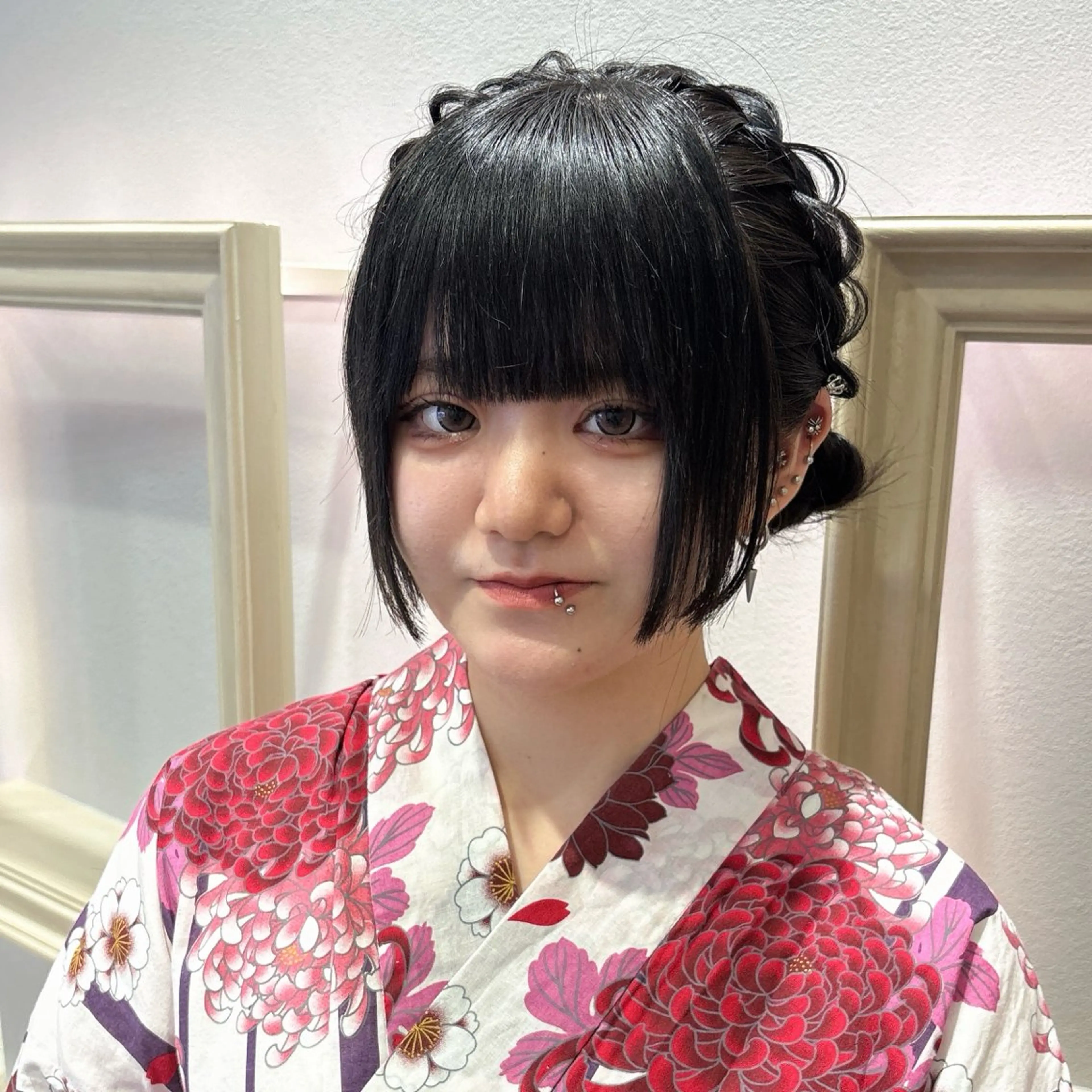 ミディアム ヘアアレンジ お団子ヘア 浴衣 ヘアセット 縮毛矯正/Wカラー /アレンジ🌙あまにのヘアスタイル