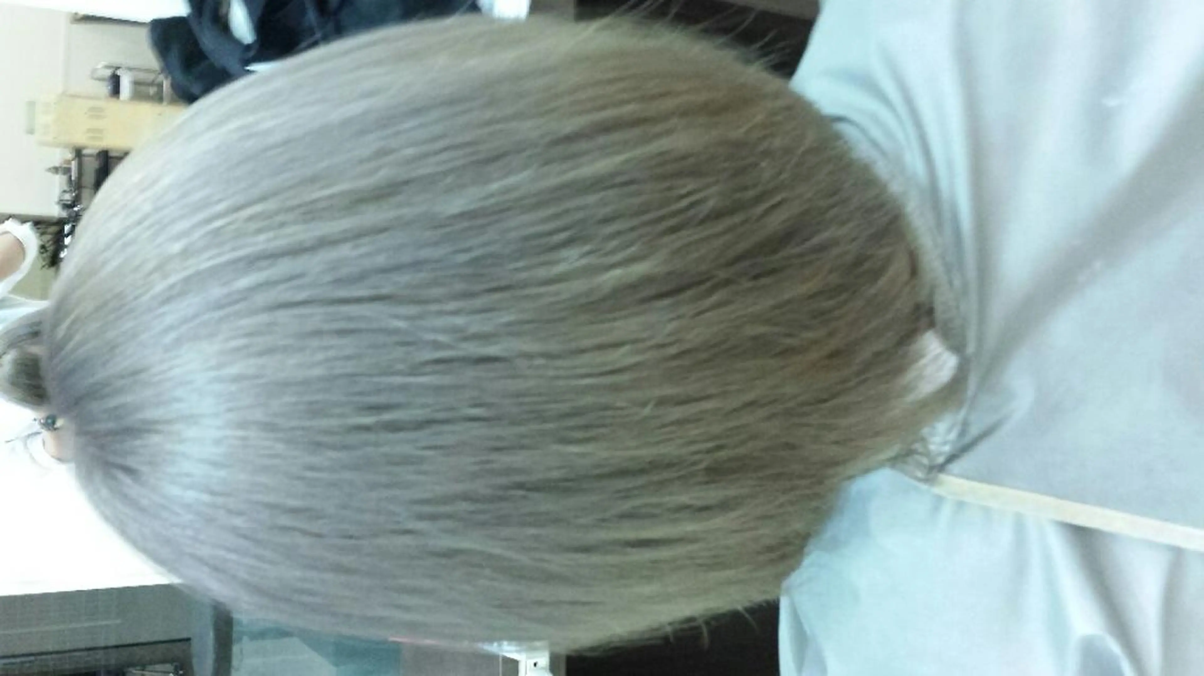 カラー ショート ブリーチ 大久保 隆蔵のヘアスタイル