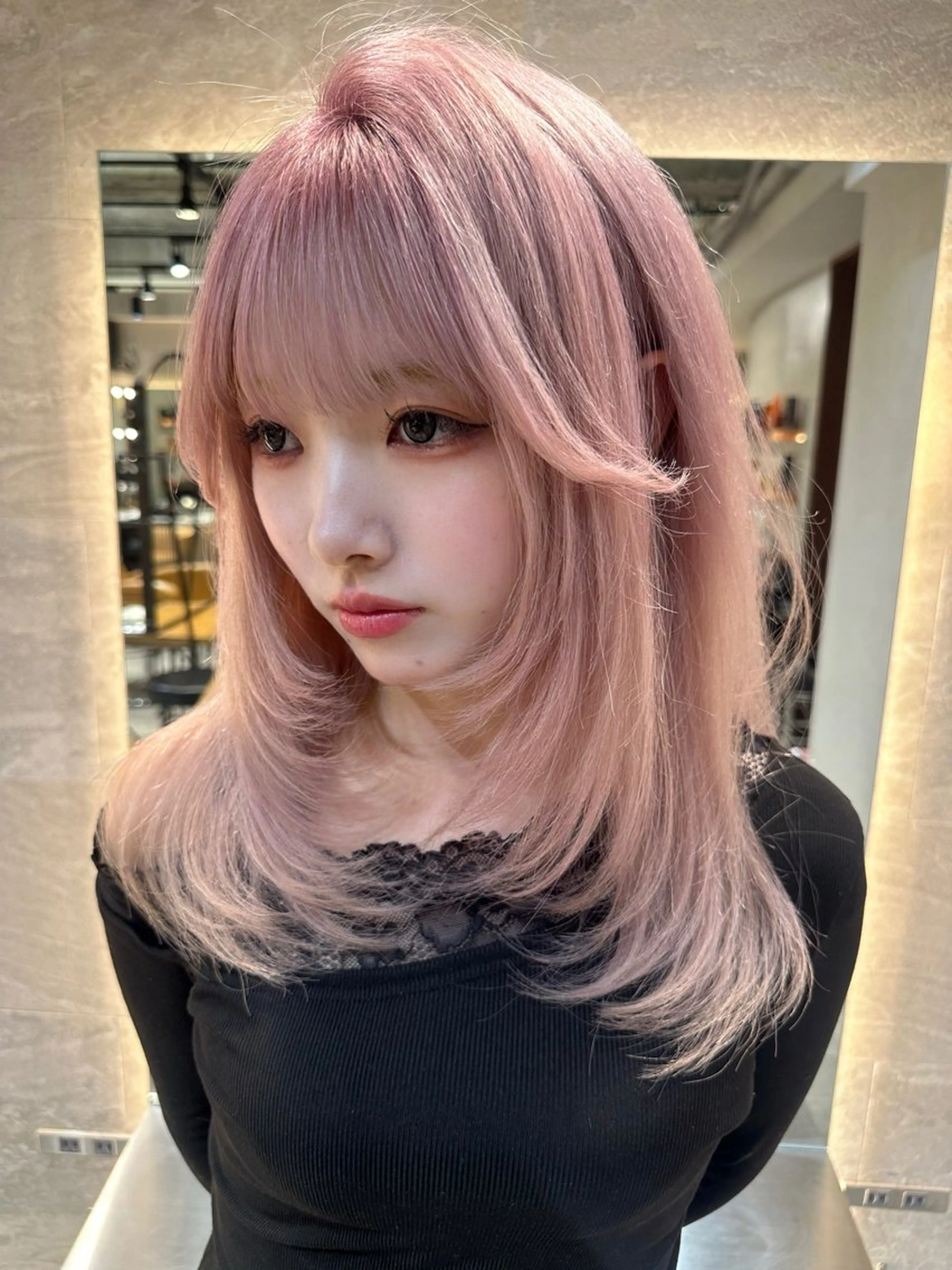 セミロング 顔周りカット 韓国風ヘア レイヤーカット ウルフカット カット ヘアカラー トリートメント ヘアセット 銀座副店長/レイヤー /髪質改善/田島のヘアスタイル