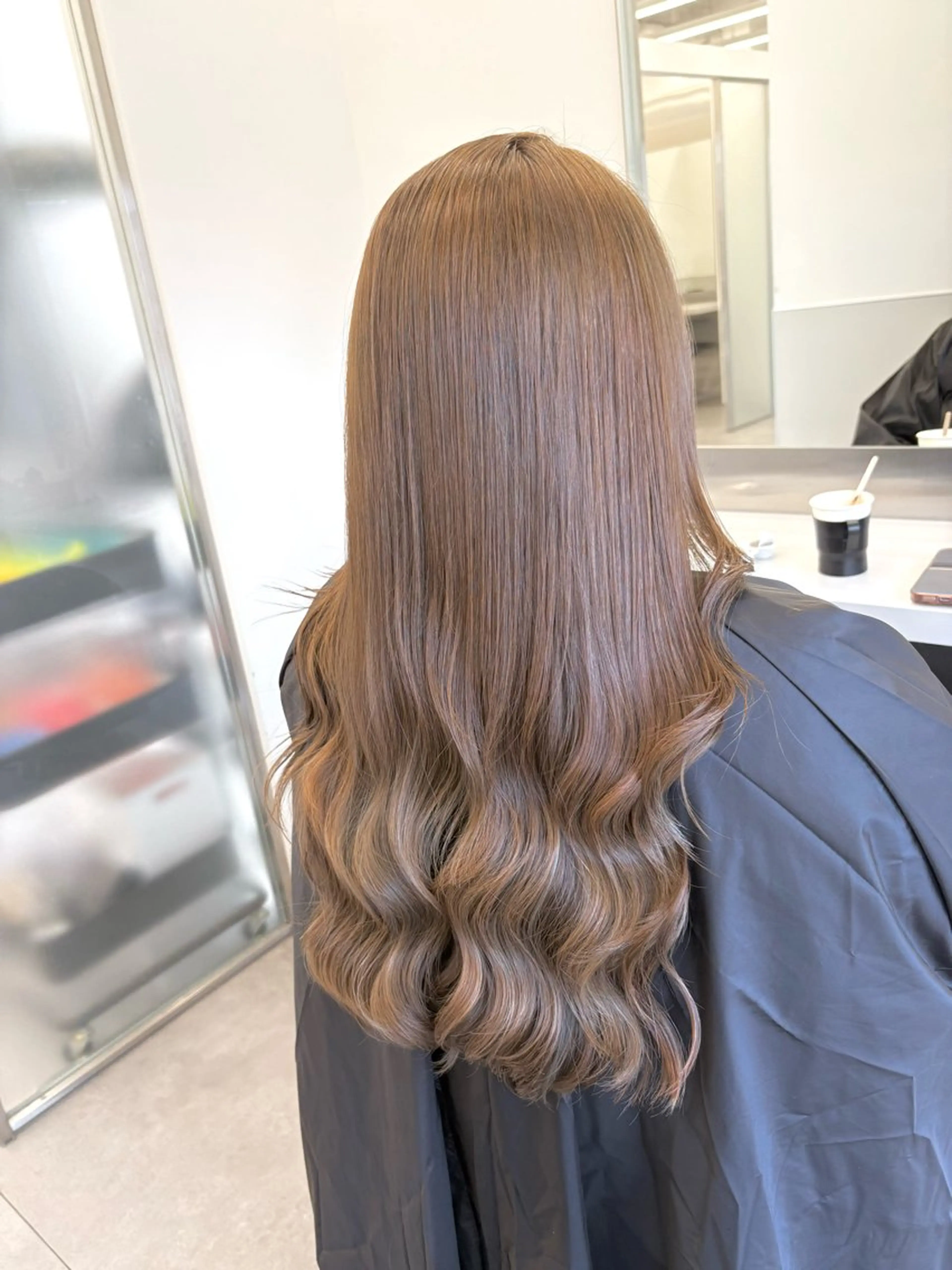 ロング カラー ベージュカラー ブリーチ 透明感カラー ダブルカラー ブリーチなしカラー カット ヘアカラー トリートメント 天野 利咲のヘアスタイル