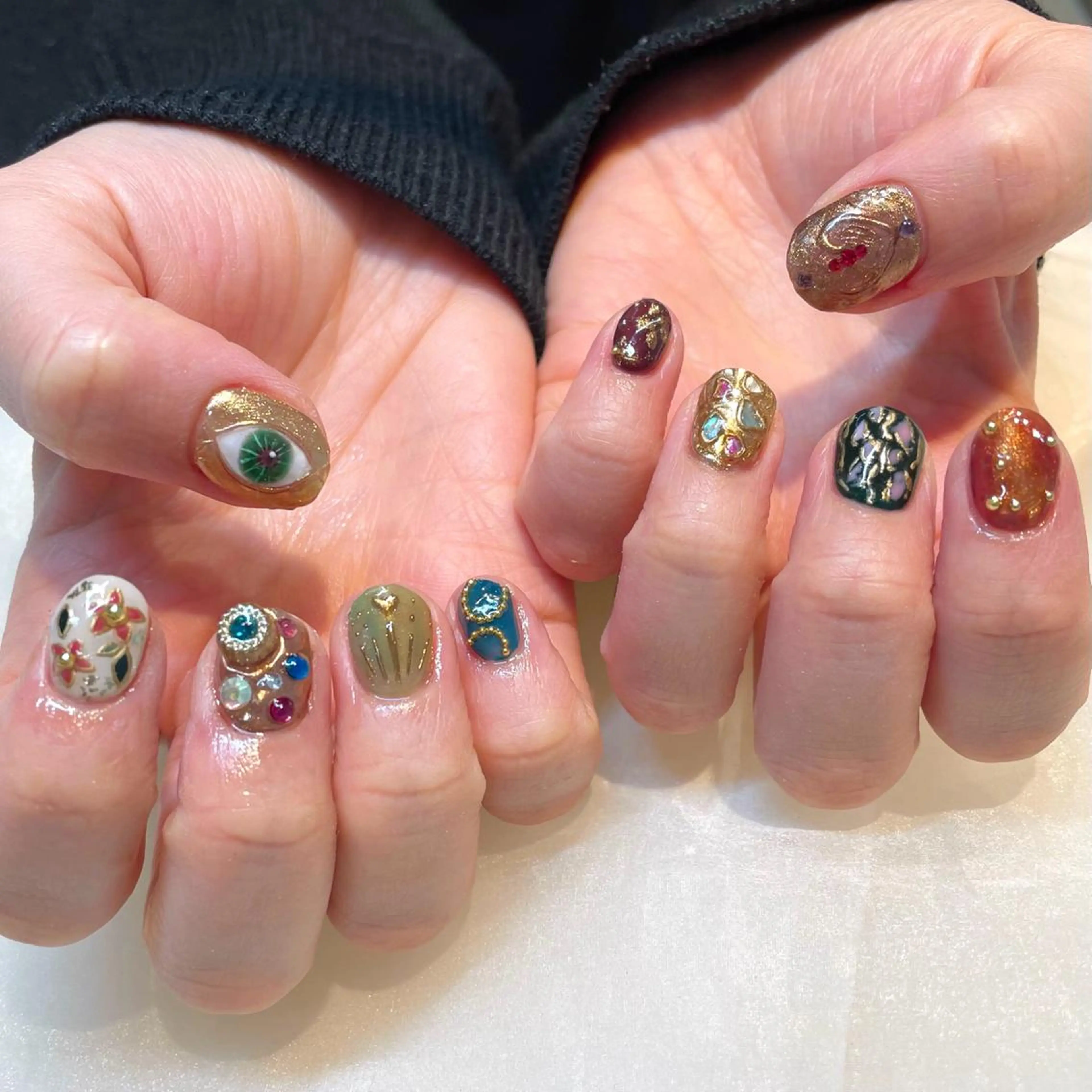 ネイル ハンドネイル 新井 ひなののネイルデザイン