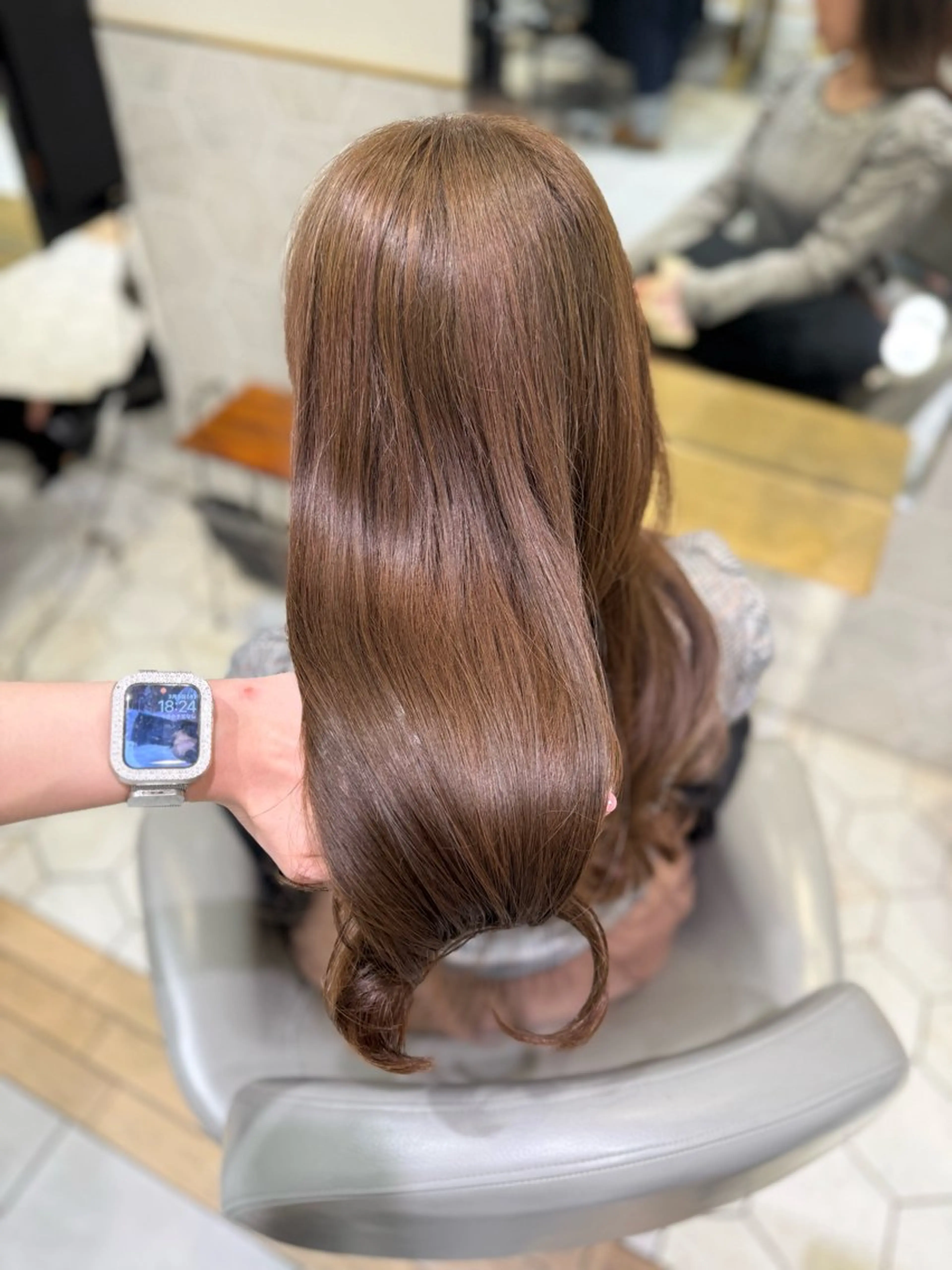 ロング ヘアカラー 𝐘𝐮𝐢 🤎 costesのヘアスタイル