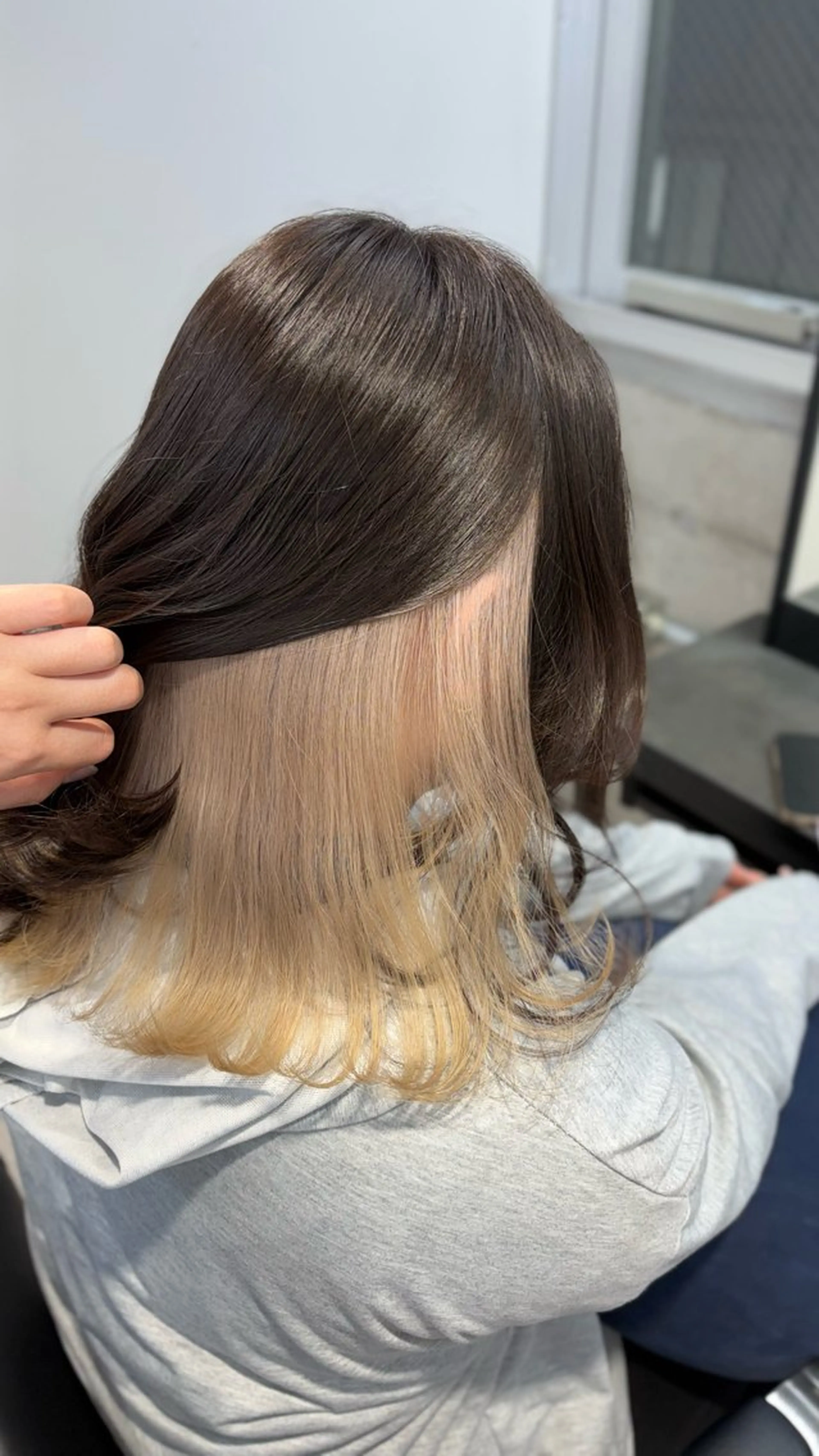 ミディアム カラー ブリーチ デザインカラー ヘアカラー トリートメント 🌙小林春月/新宿/ 美髪/ハイトーン🌙のヘアスタイル