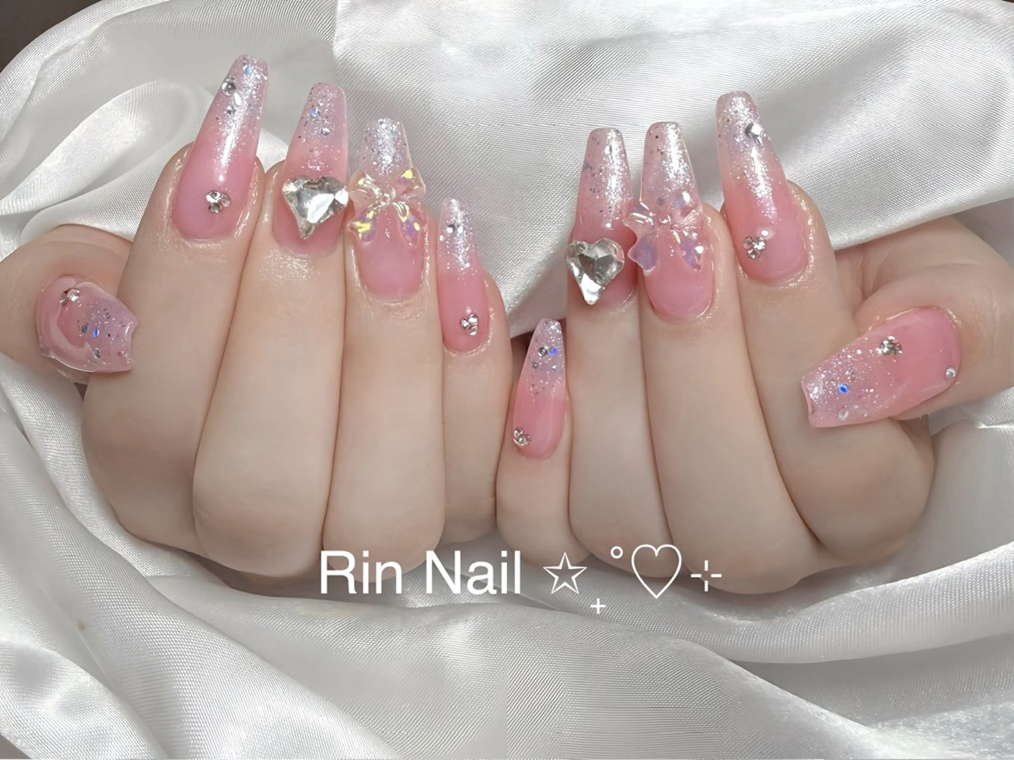 ネイル アートネイル ジェルネイル ロングネイル ニュアンスネイル スカルプネイル ハンドネイル Rin Nail 新大久保店のネイルデザイン
