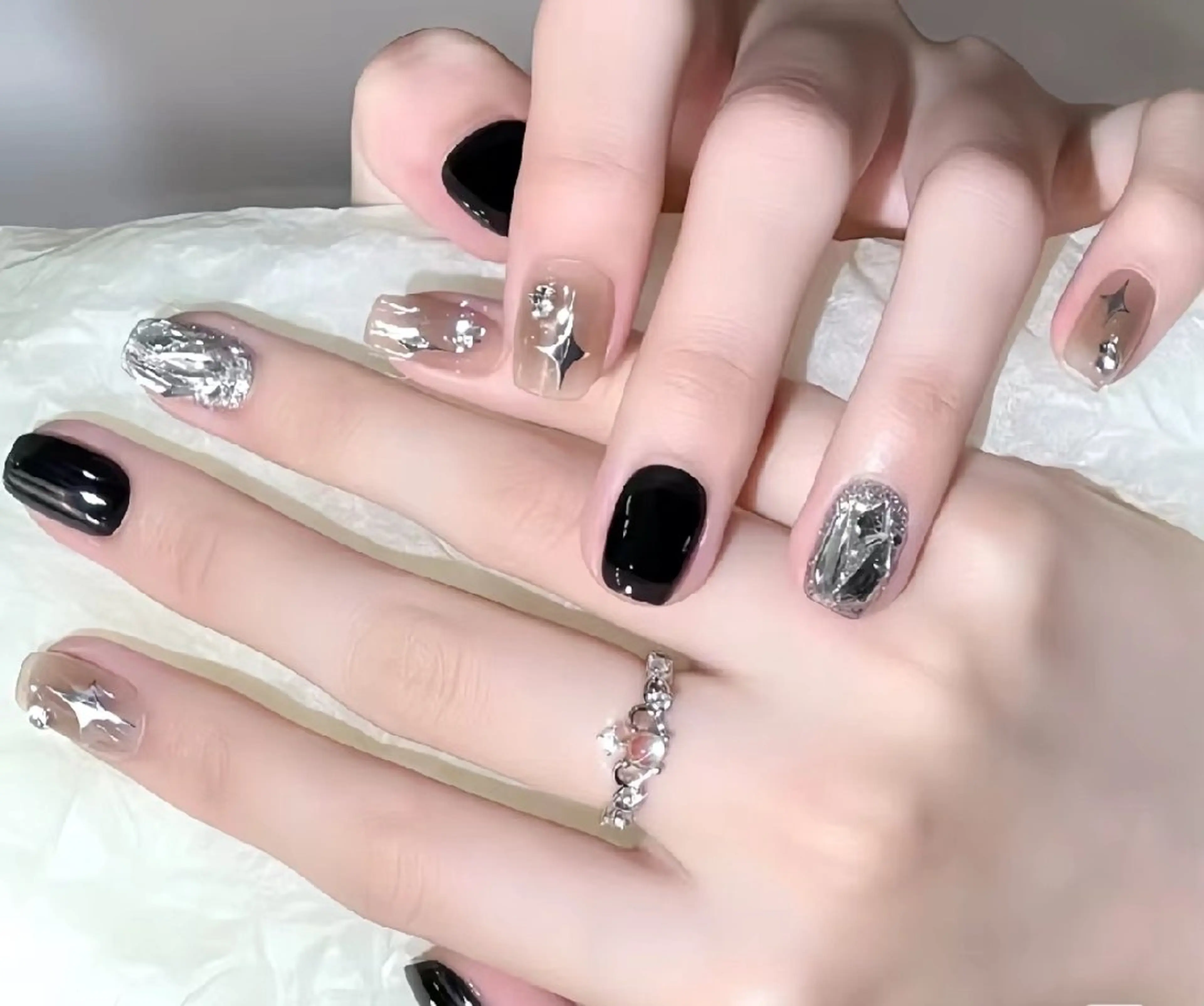 ネイル Theone栄店 松田のネイルデザイン