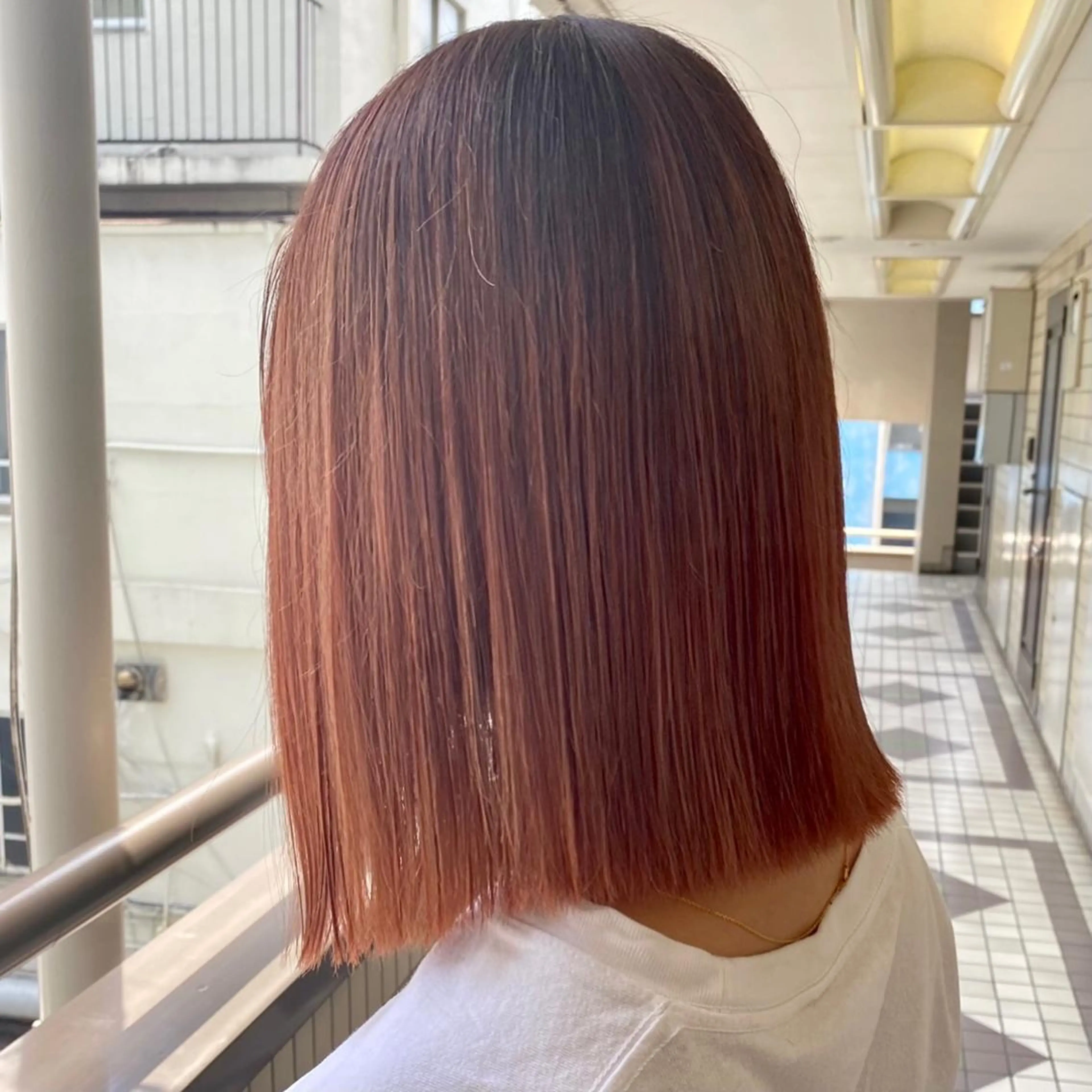 ミディアム カラー オレンジ カット ヘアカラー パーマ美容師 hanaのヘアスタイル