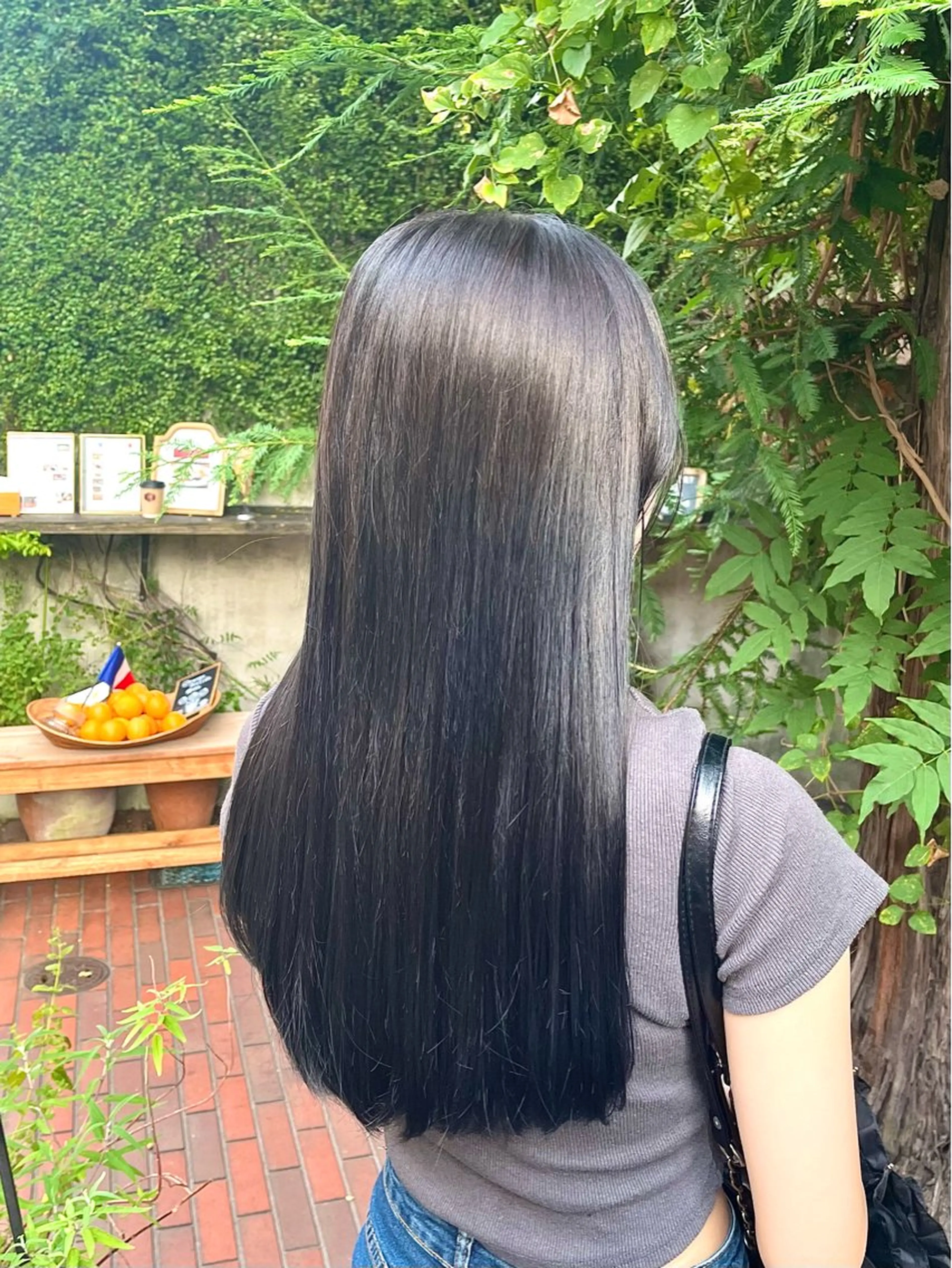 ロング 縮毛矯正 トリートメント うる艶カラー× ハイトーン/miuのヘアスタイル