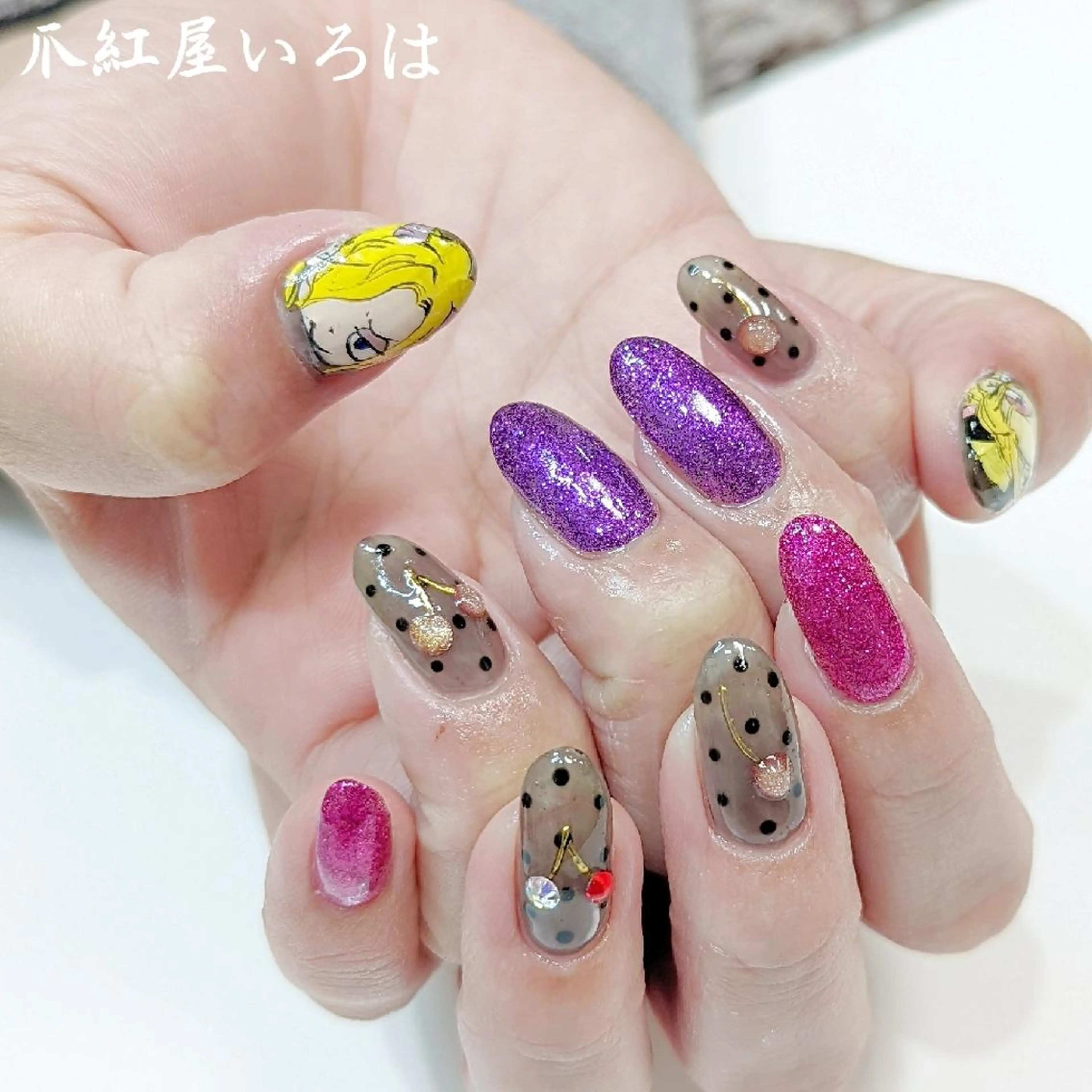 ネイル 爪紅屋 いろはのネイルデザイン