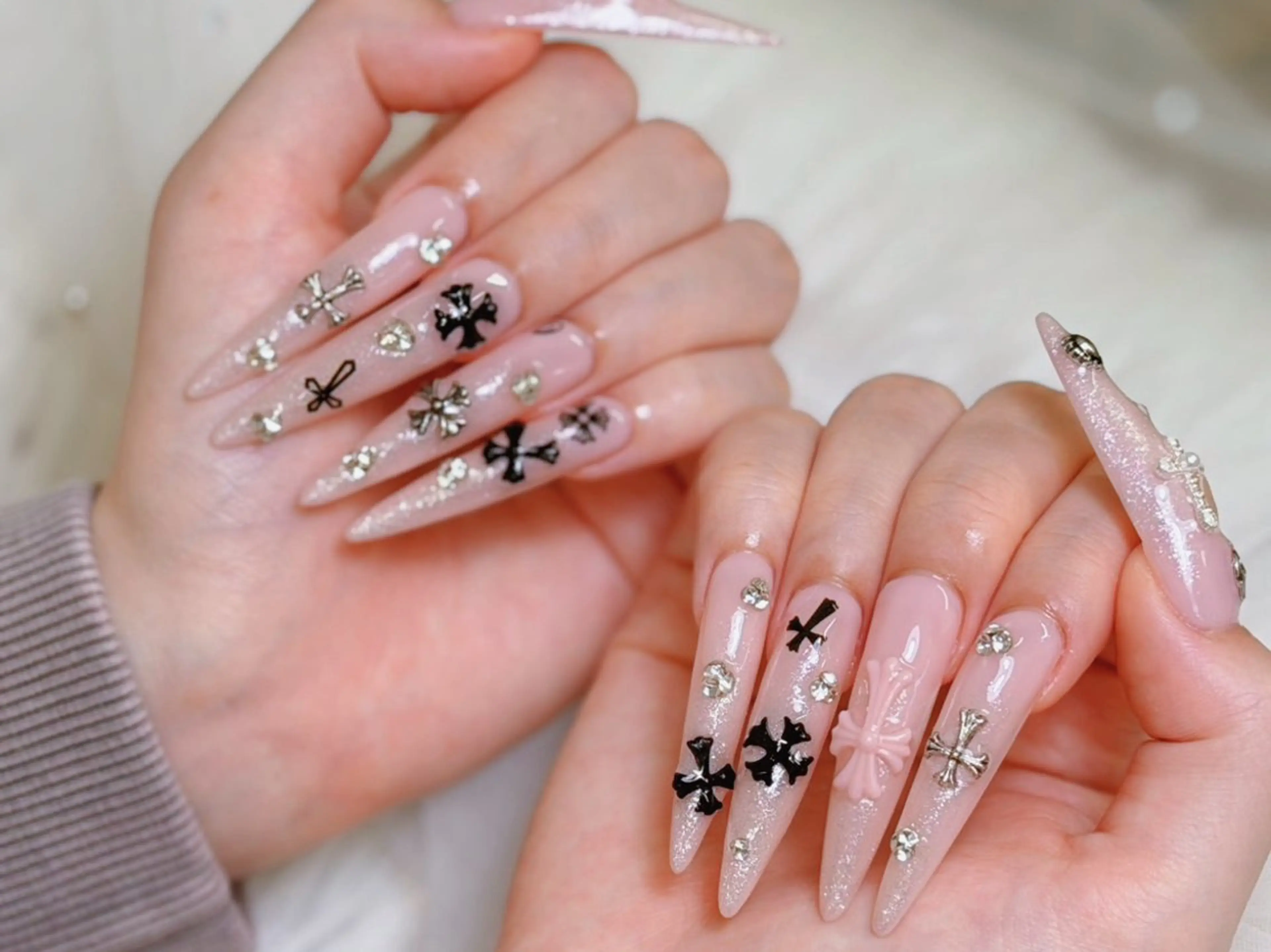 ネイル lucky nail 歌舞伎町のネイルデザイン