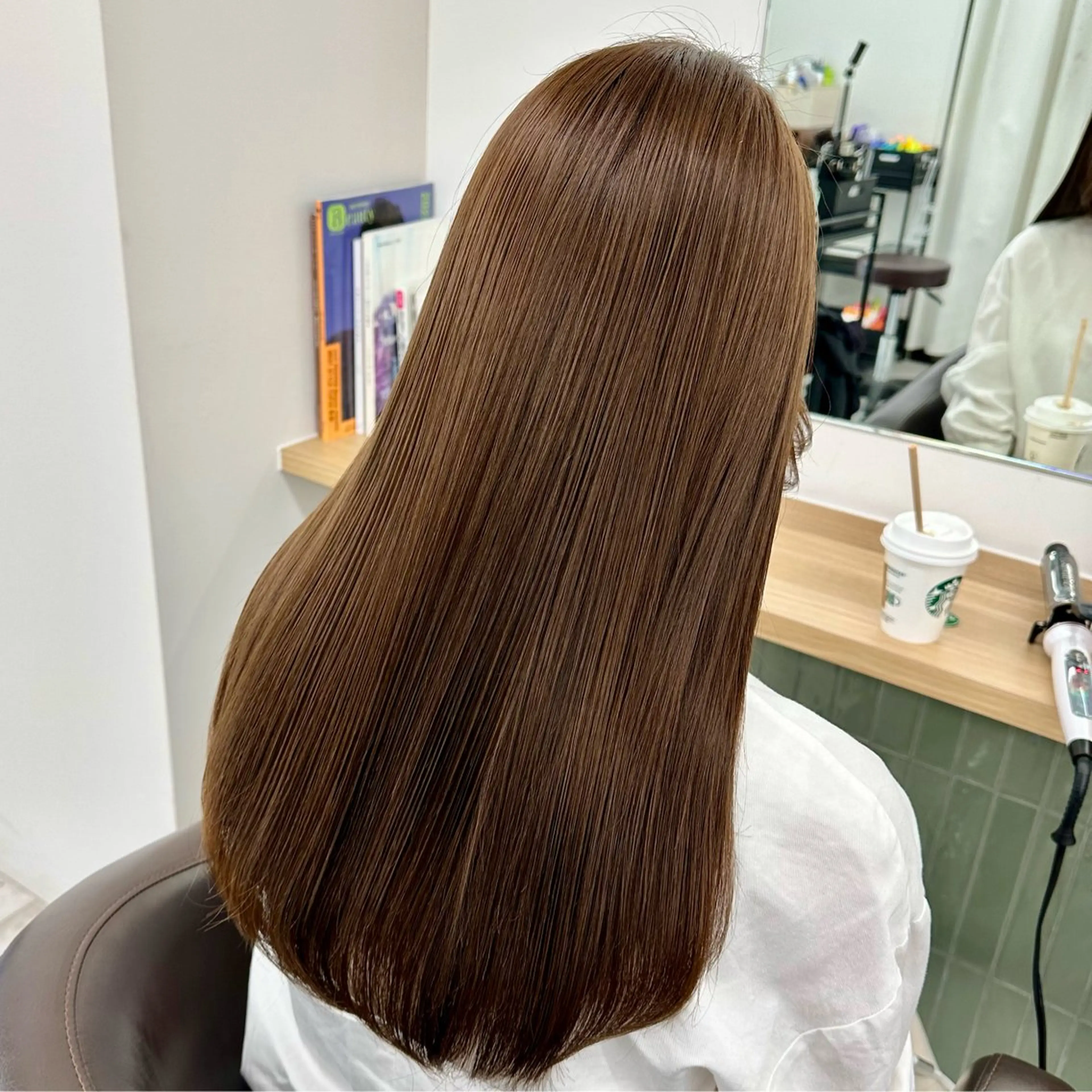 ロング カラー カット ヘアカラー トリートメント ブリーチなし/レイヤ ー特化🌈Tommyのヘアスタイル