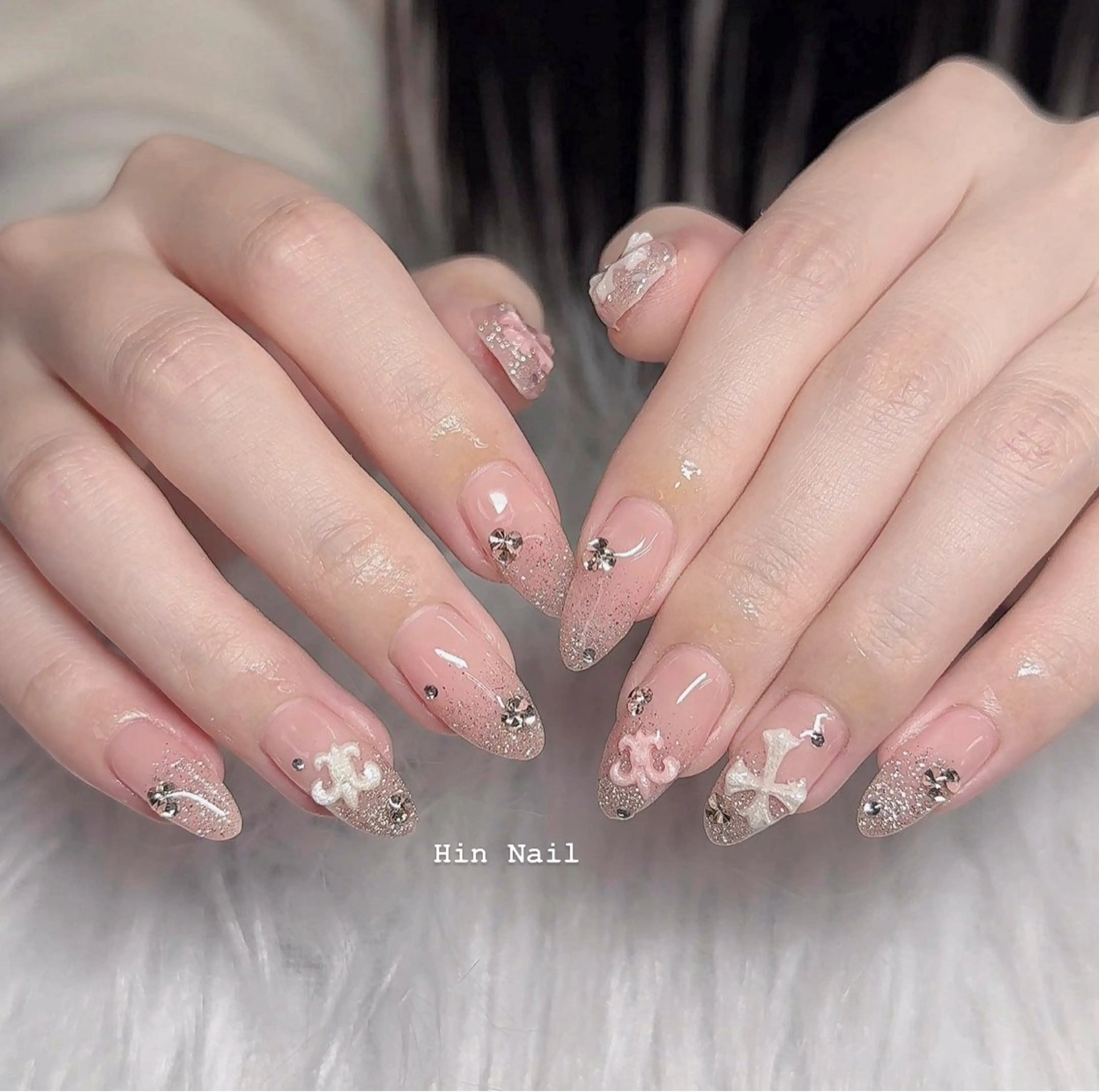 ネイル ハンドネイル HIN NAILのネイルデザイン