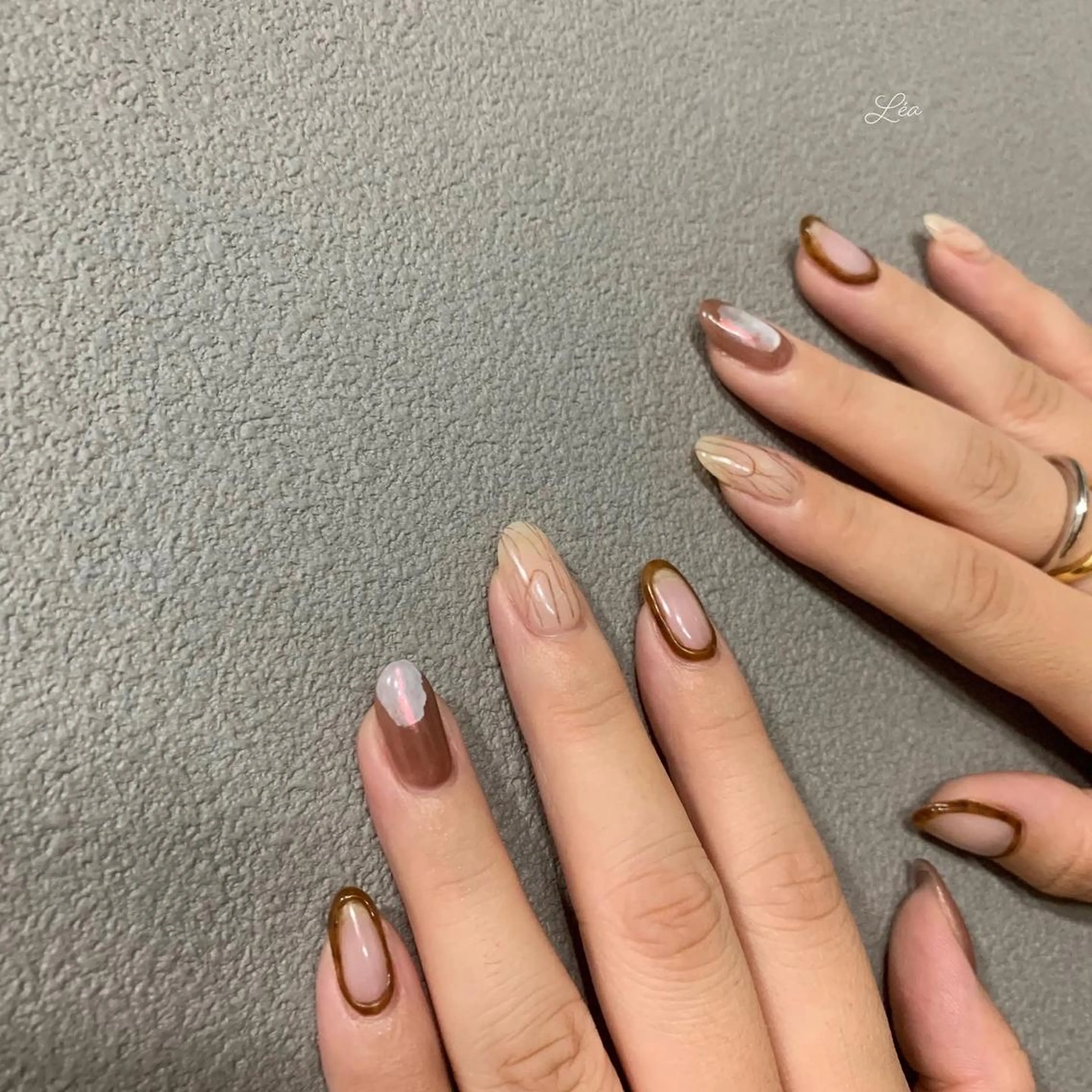 ネイル ジェルネイル 持ち込み パラジェル ソフトジェル Léa nailのネイルデザイン