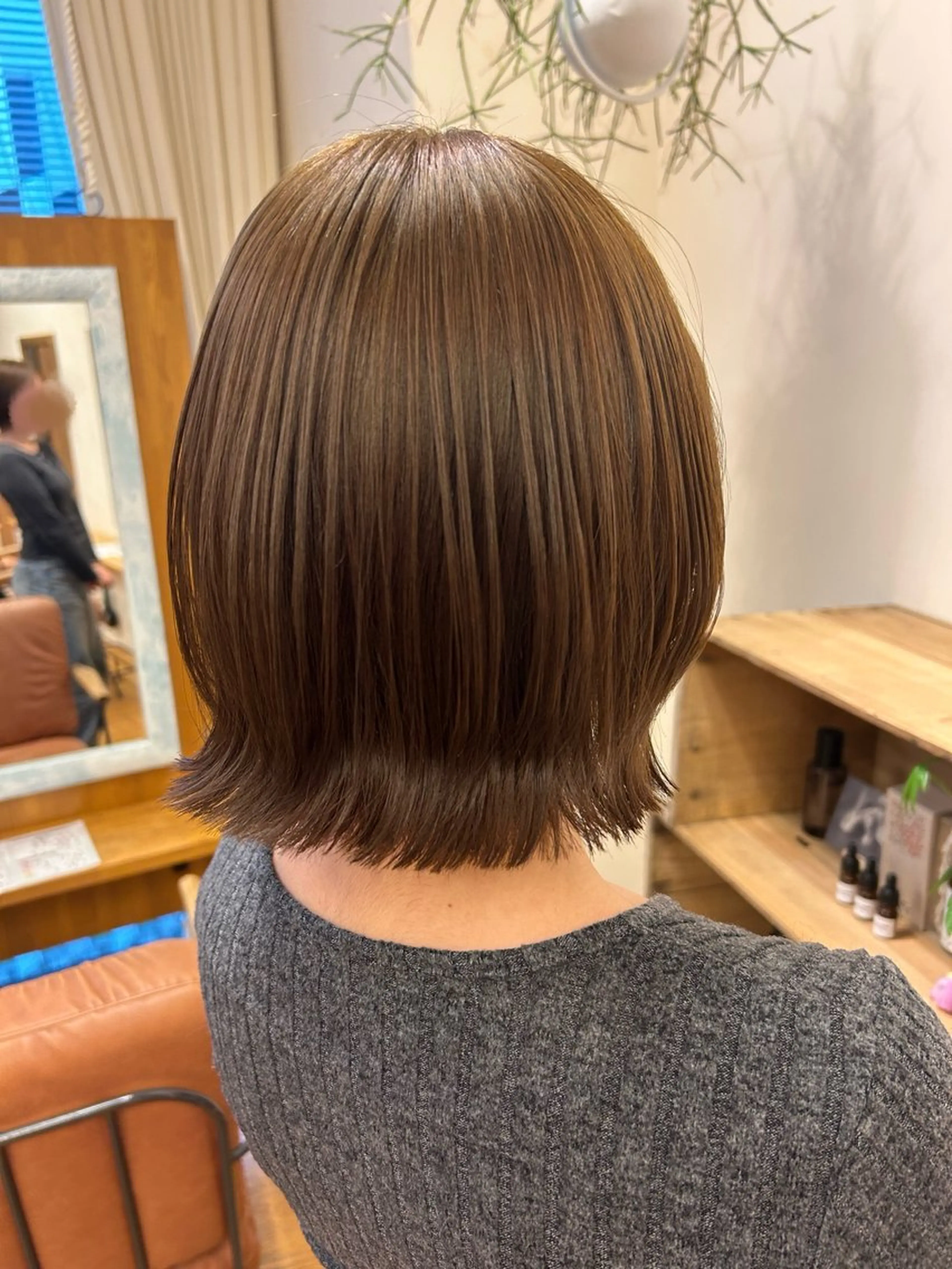 ショート カラー ブリーチ 透明感カラー ブリーチなしカラー オリーブカラー トリートメント ヘアカラー aya/梅田/ カラーモデル募集のヘアスタイル