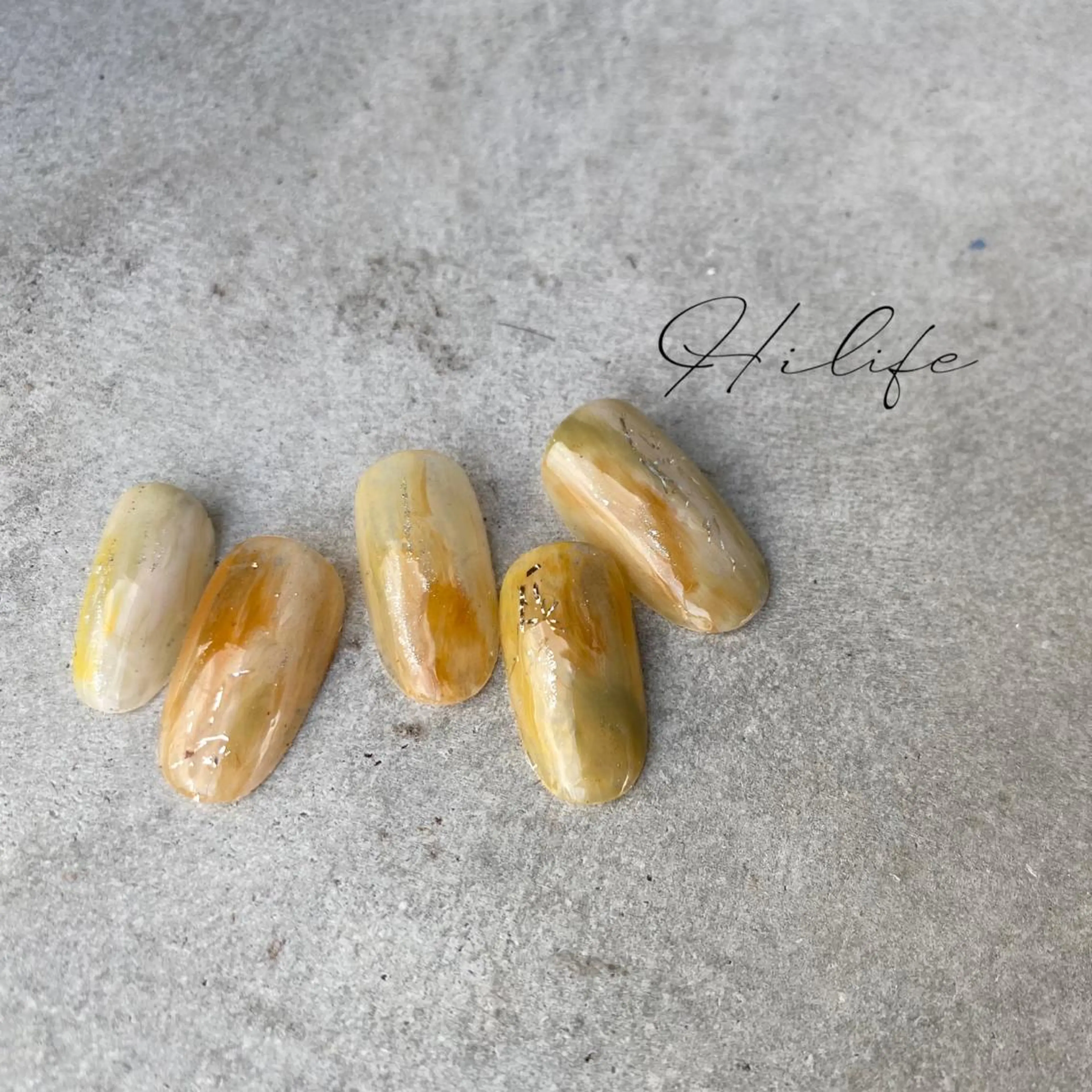 ネイル ニュアンスネイル Nail Adore.のネイルデザイン