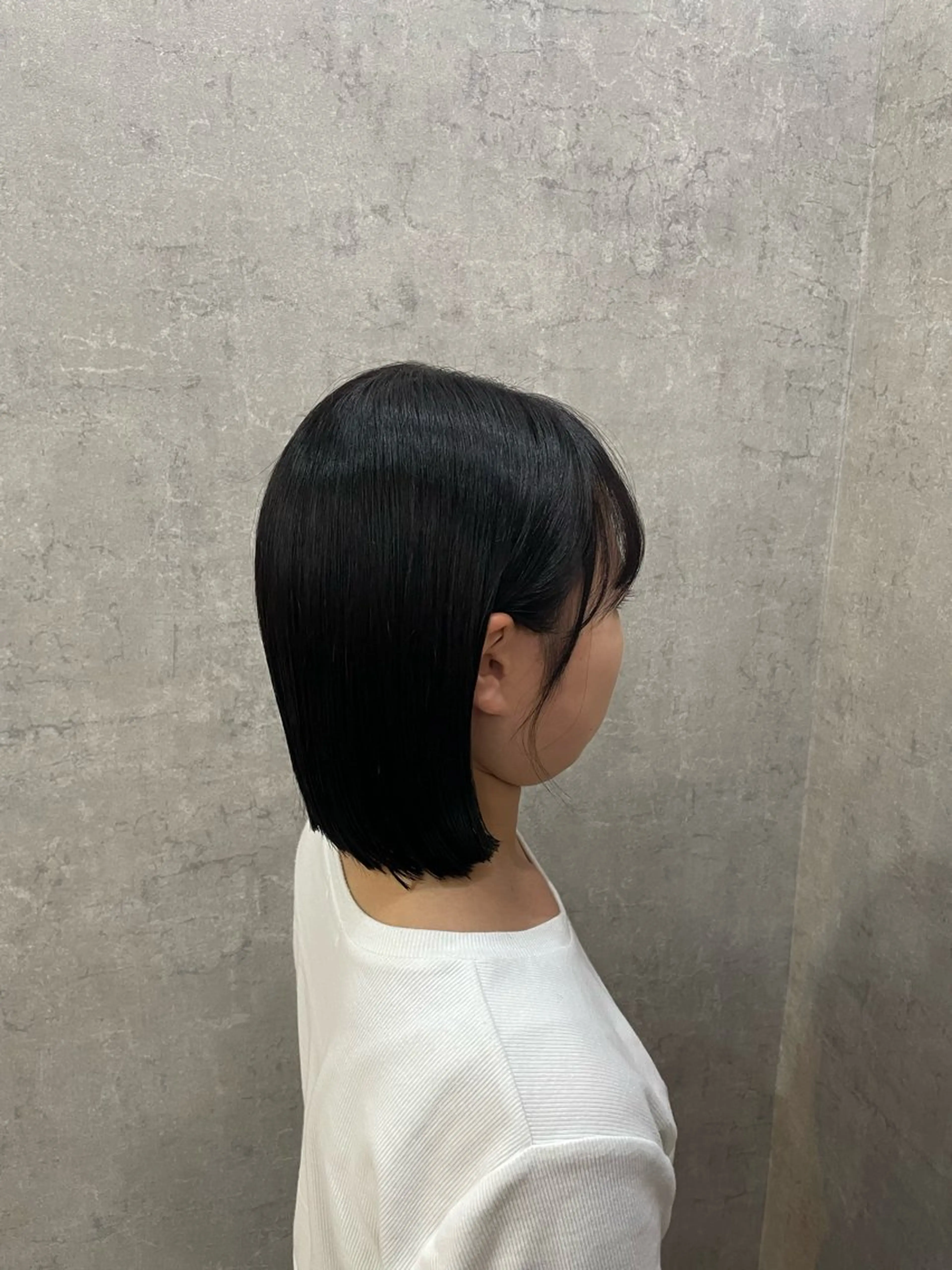 ミディアム 松下 美織のヘアスタイル