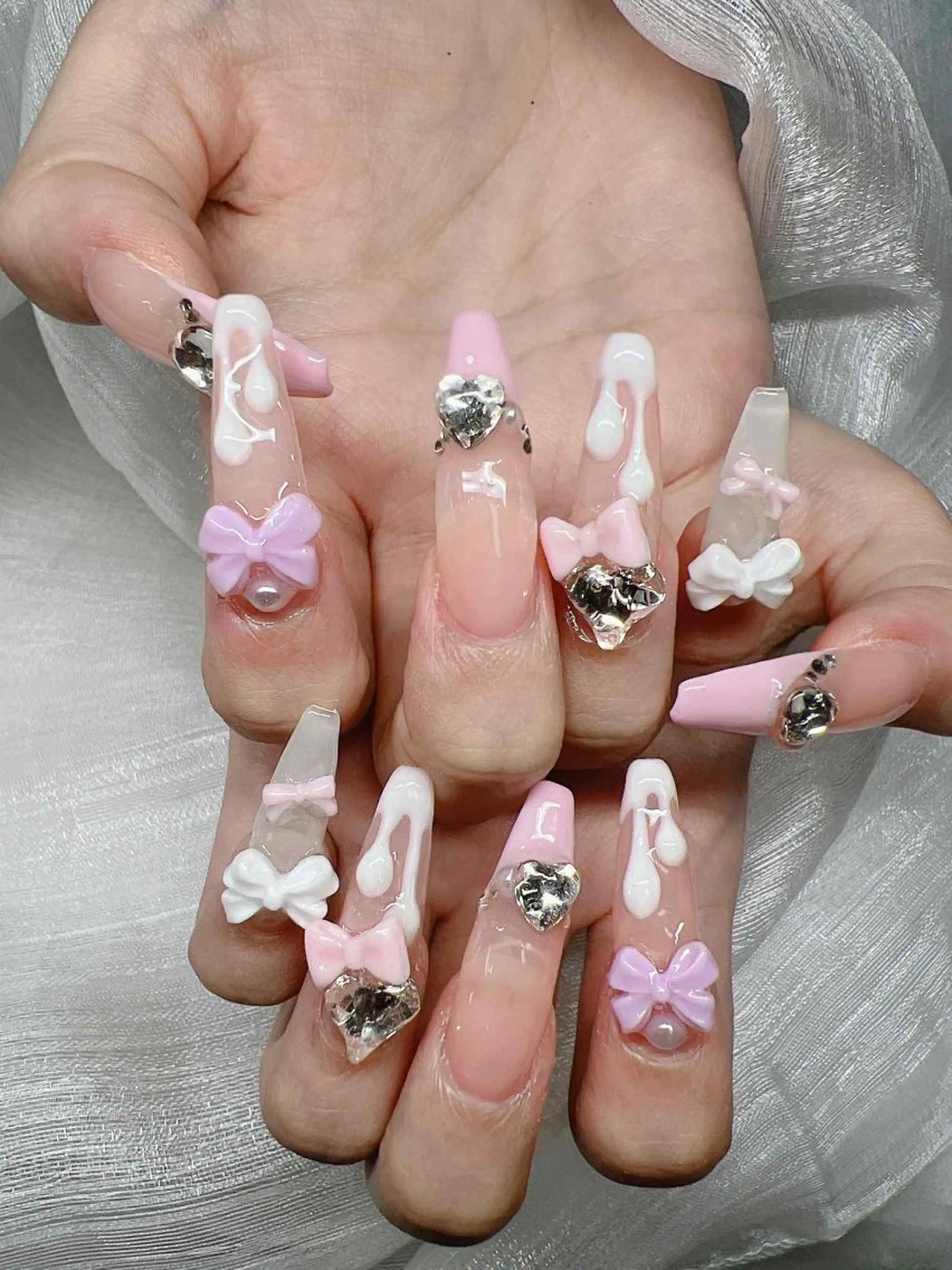 ネイル 長さ出し グラデーション 卒業式 キラキラネイル マグネットネイル ハンドネイル Lee Nailsのネイルデザイン
