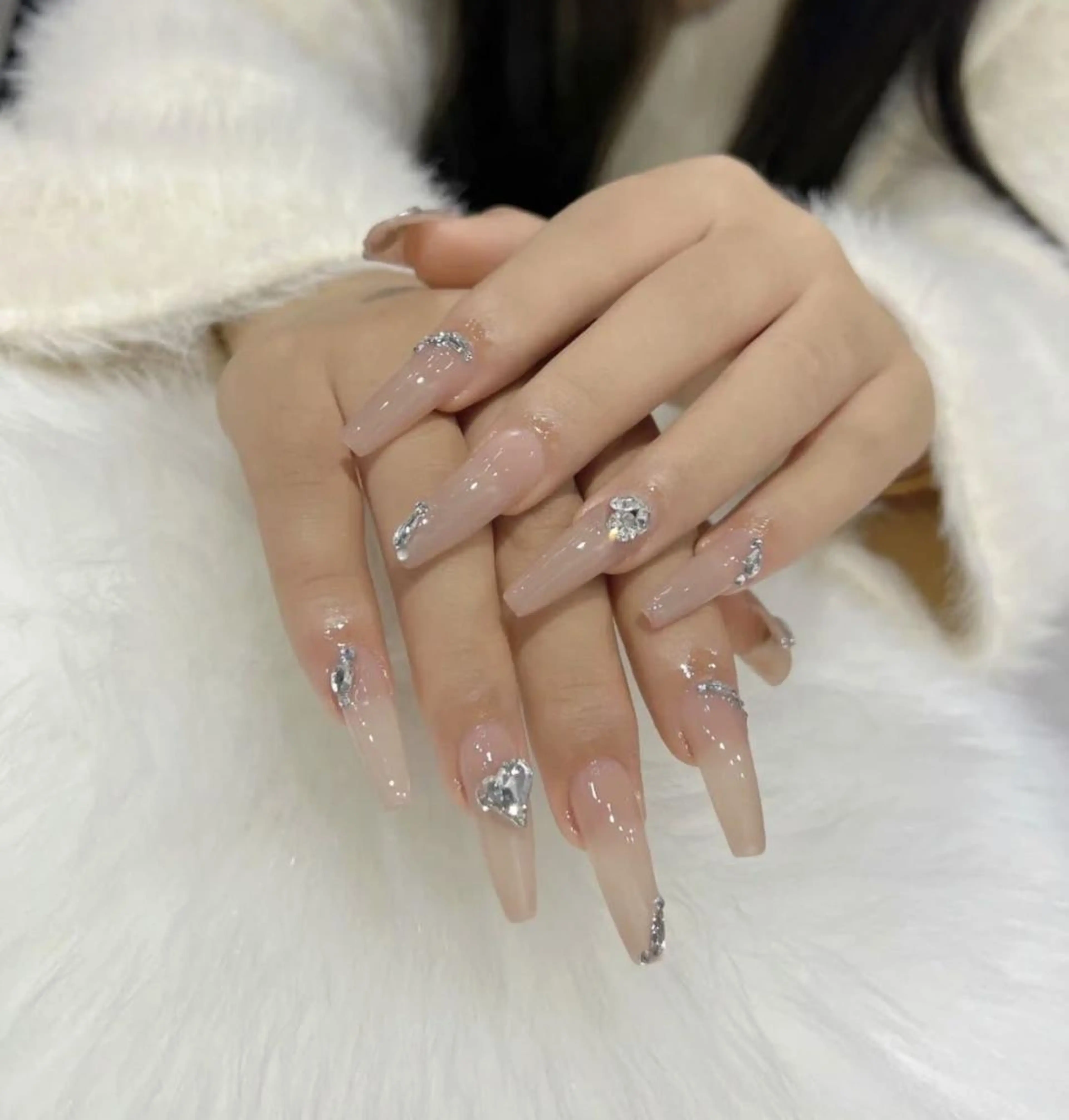 ネイル Queens ひなのネイルデザイン