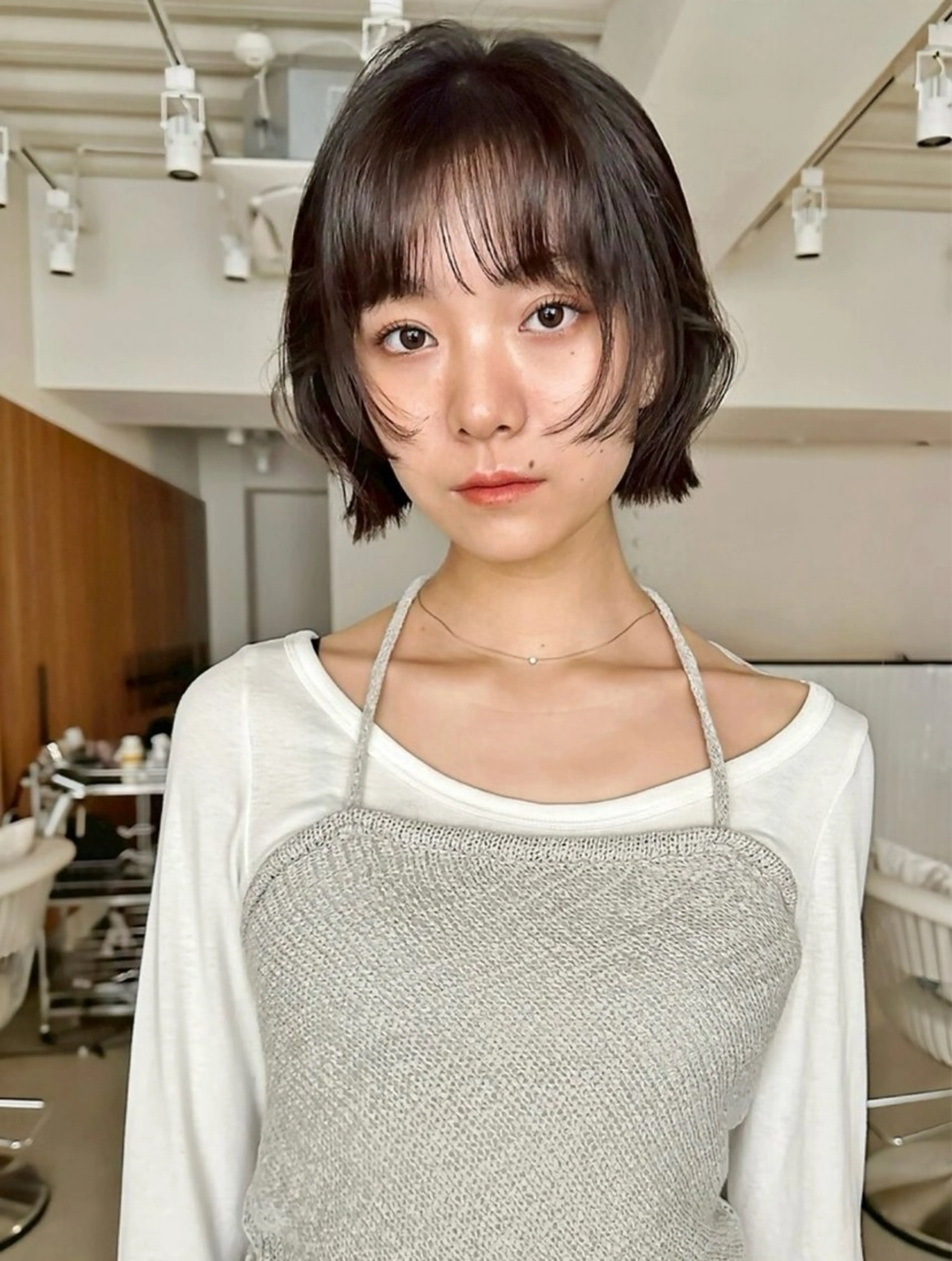 ショート カラー 切りっぱなしボブ ベージュカラー ブリーチ ダブルカラー グレージュ カット ヘアカラー トリートメント 小顔矯正/レイヤー 透明感カラー✨生真のヘアスタイル