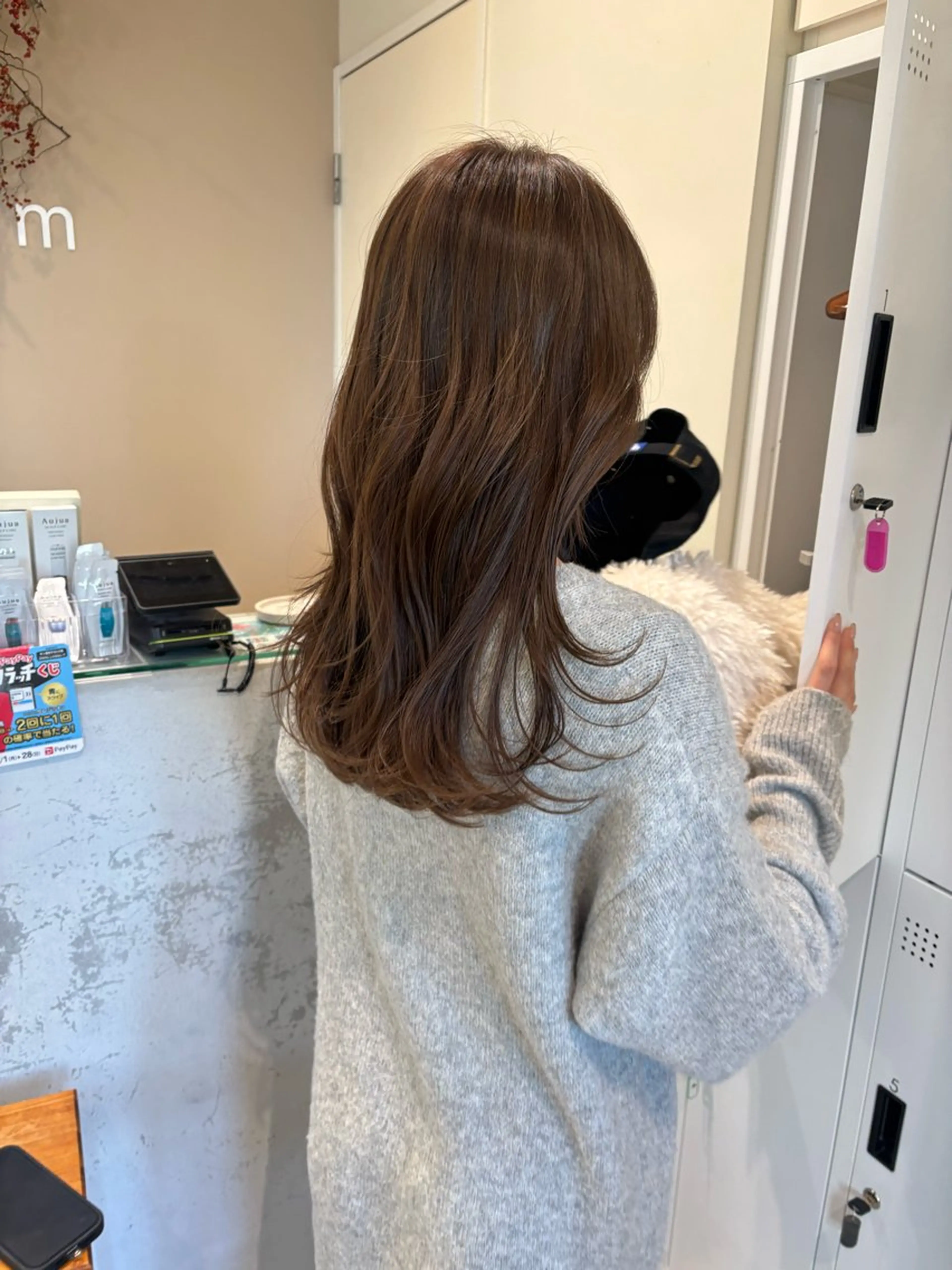 ロング ヘアカラー 垢抜け小顔レイヤー オリーブ/スミレのヘアスタイル