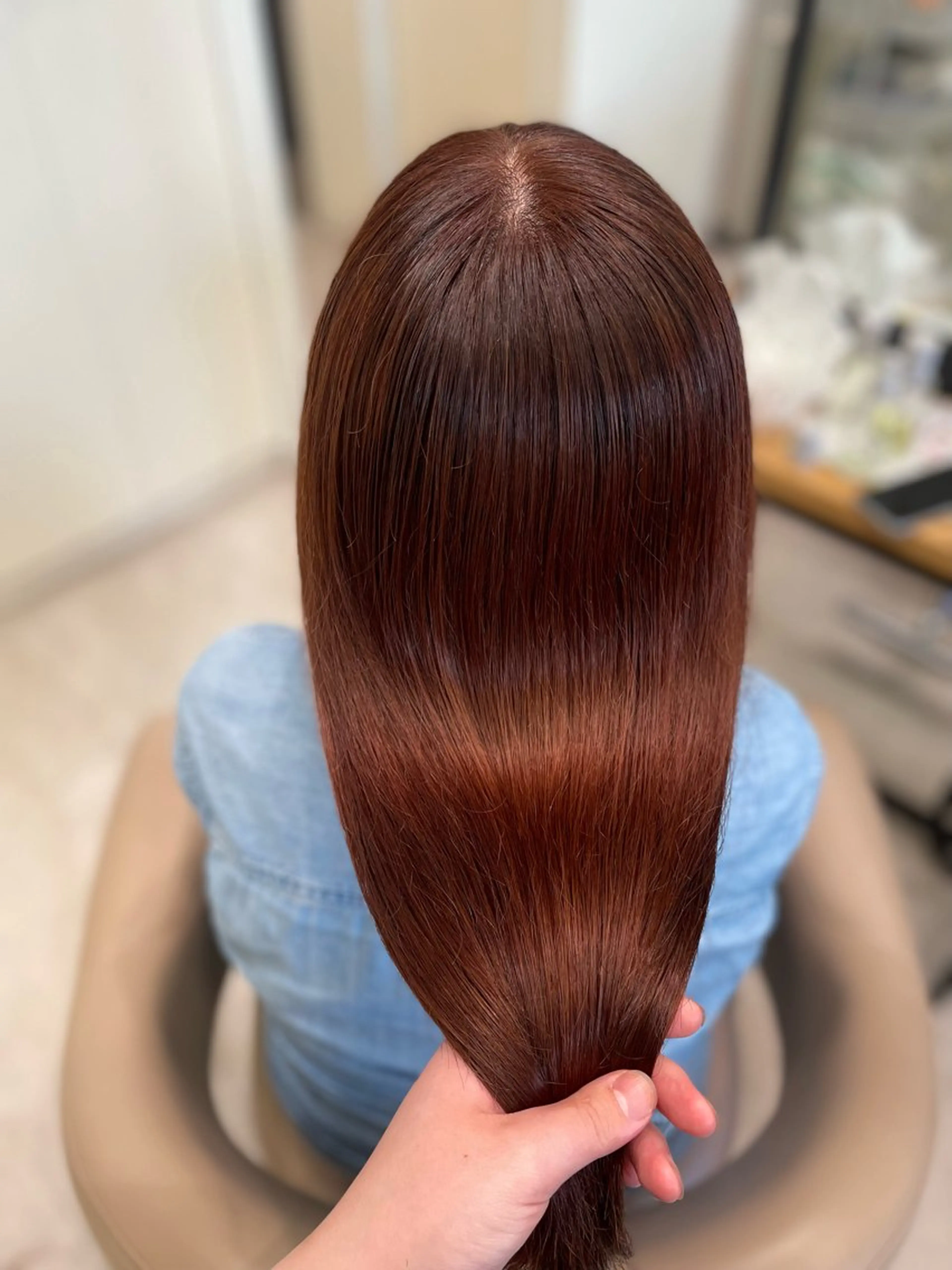 セミロング カラー ブリーチ ブラウンカラー オレンジ オレンジブラウン ハイトーン/レイヤー 似合わせ・ユキノのヘアスタイル