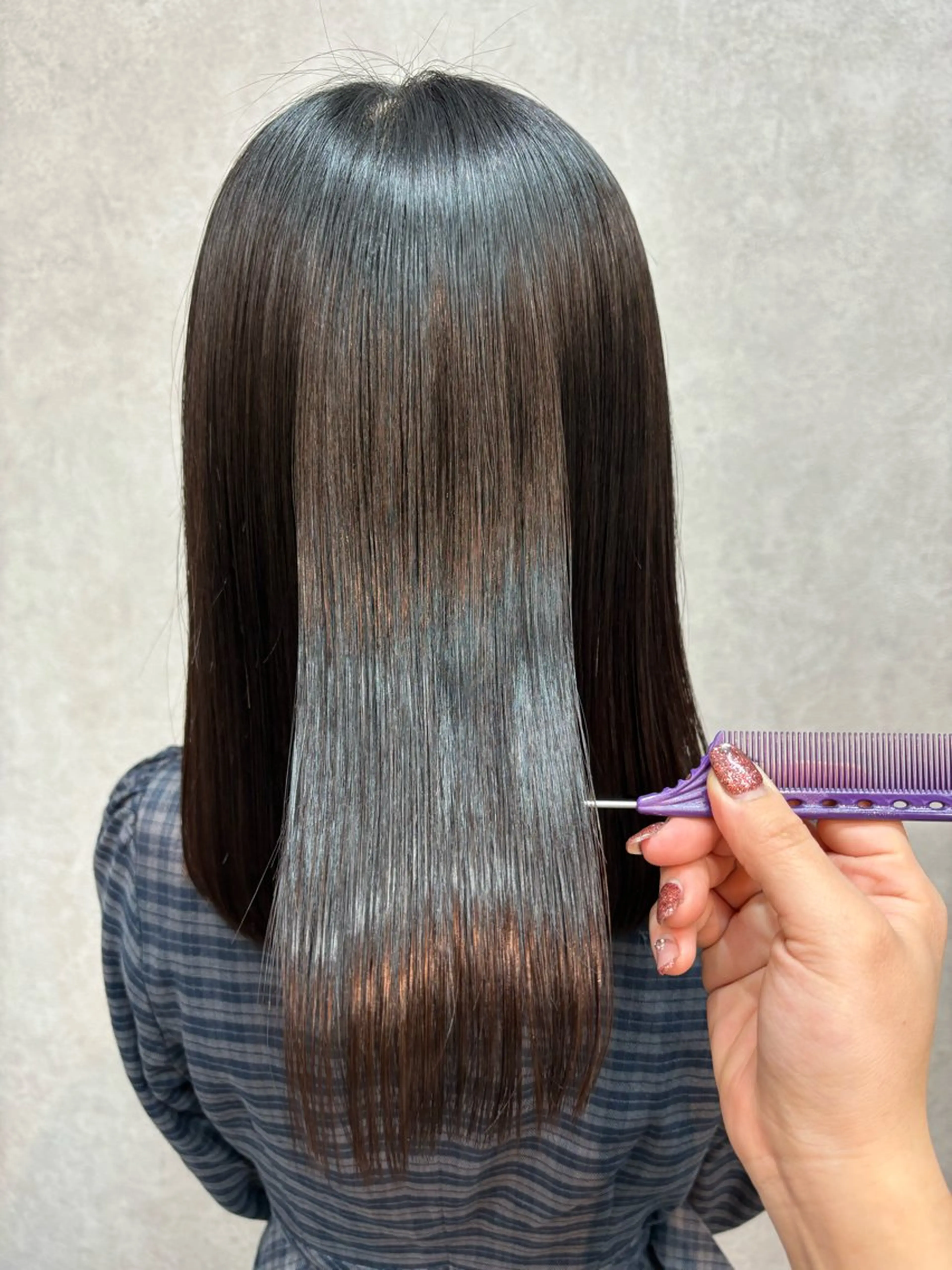 ミディアム 縮毛矯正 縮毛矯正 トリートメント 💜髪質改善/ 艶カラー/ミナ🩷のヘアスタイル