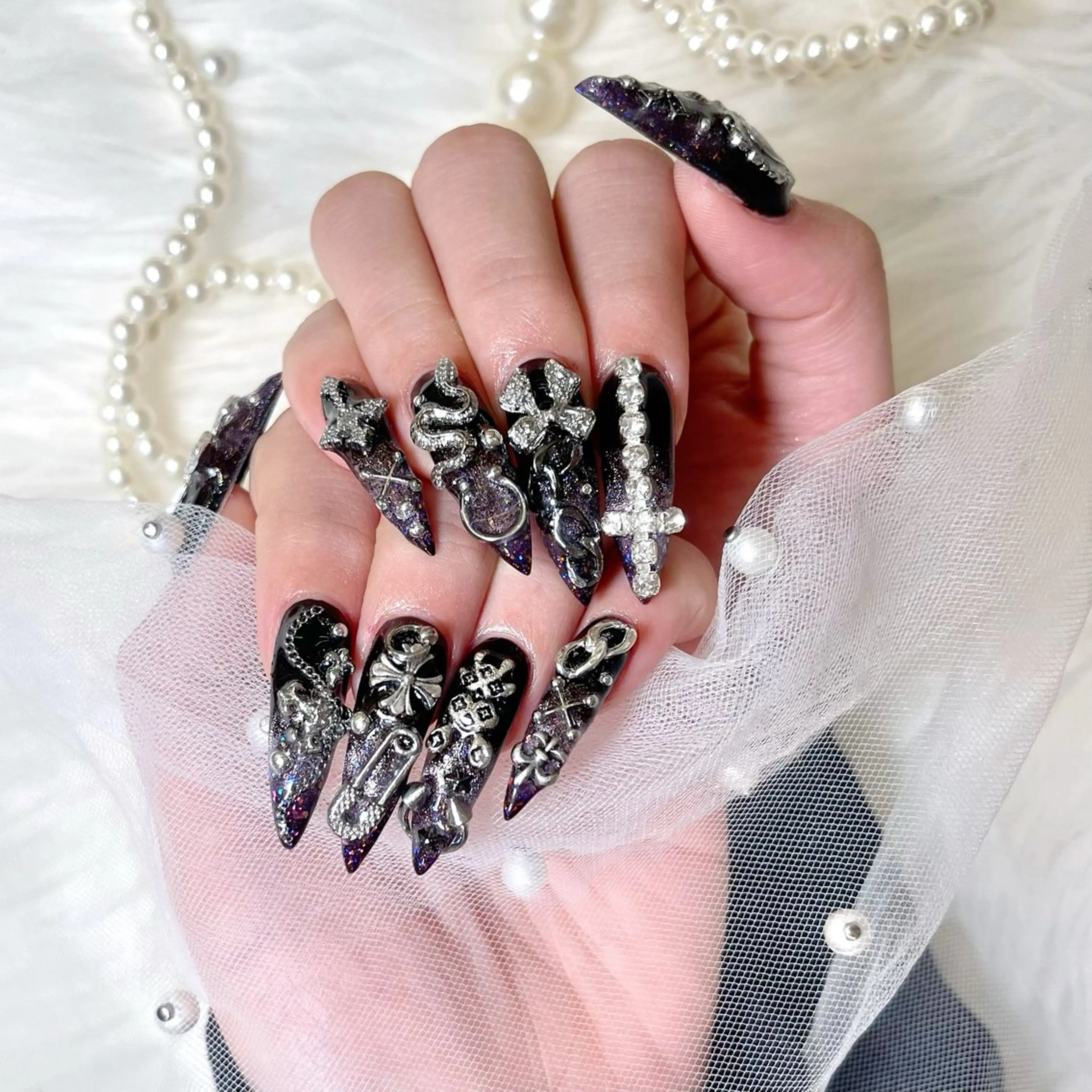 ミディアム Chiin Nailのネイルデザイン