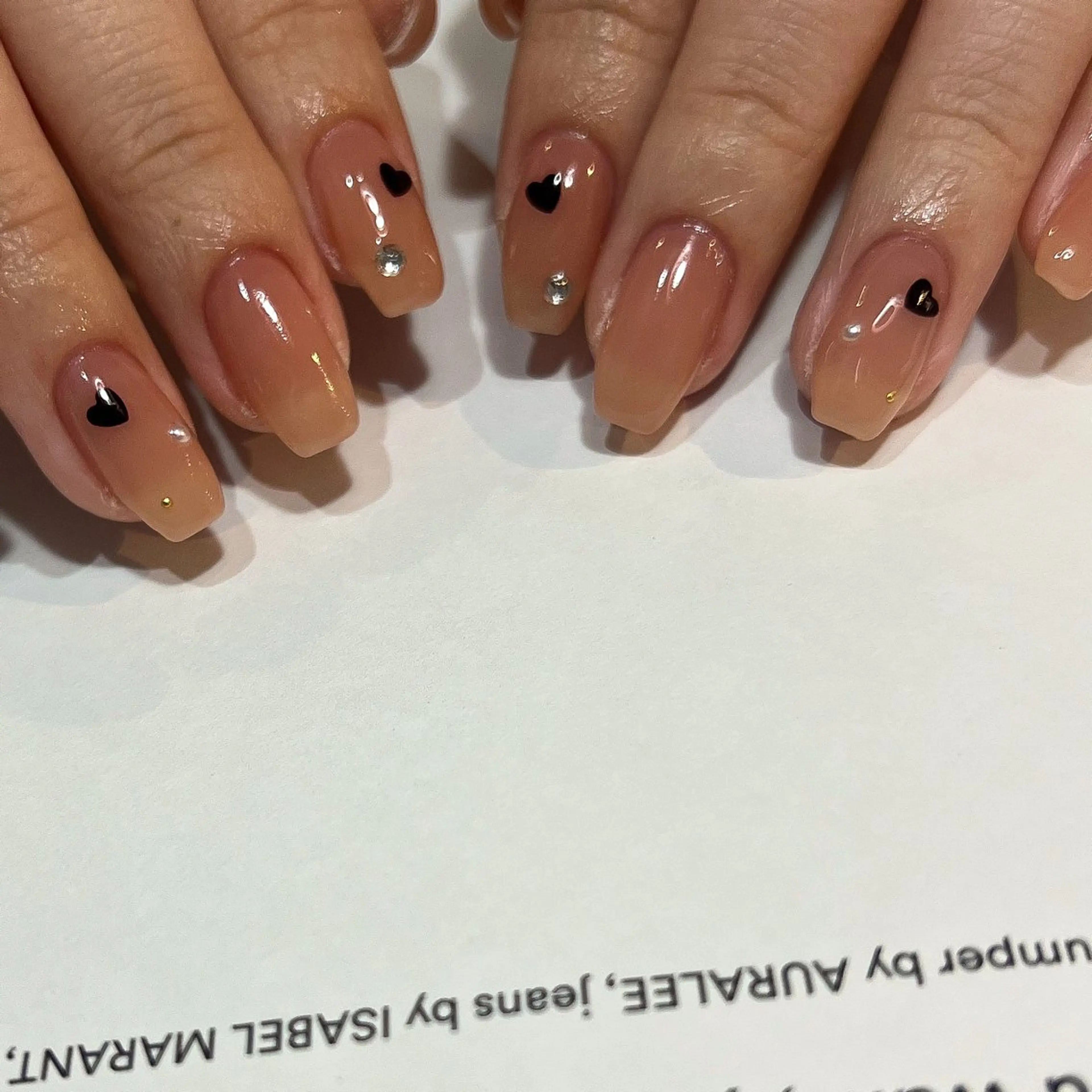 ネイル ハンドネイル nailsalon ULLのネイルデザイン