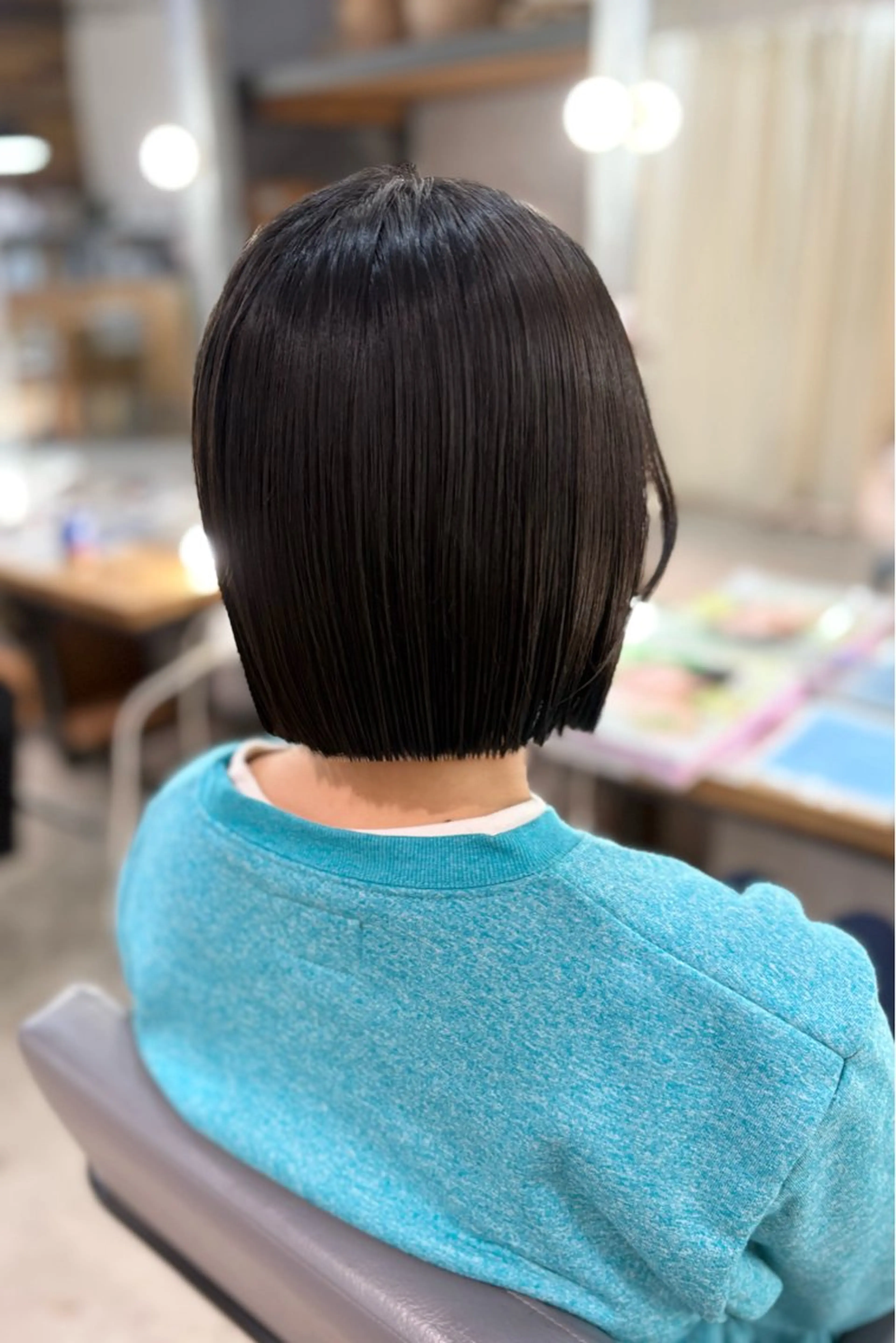 ミディアム 菊地 紗矢のヘアスタイル