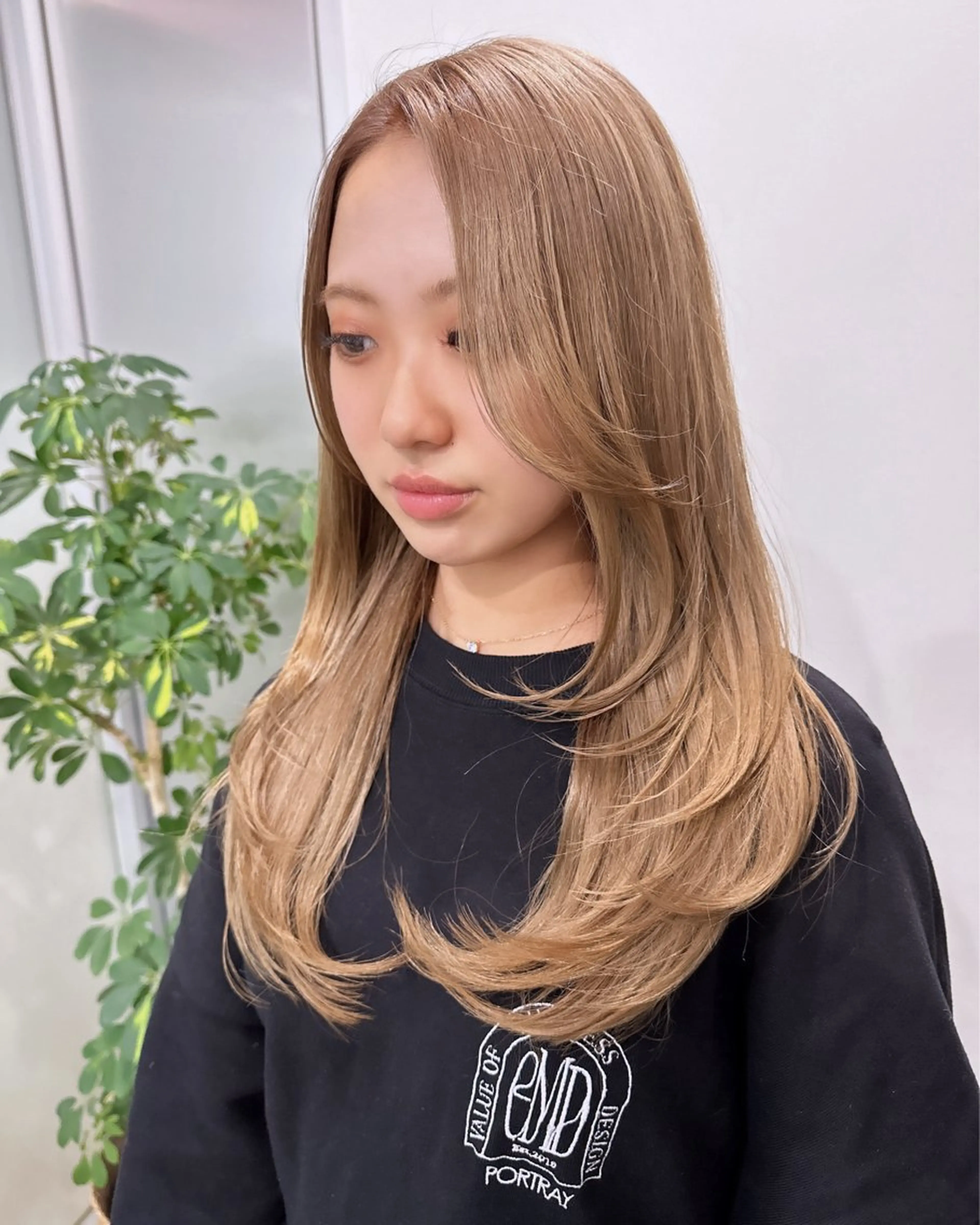 ロング カラー カット ヘアカラー トリートメント 韓国風/顔周りカット /髪質改善RYOTAのヘアスタイル