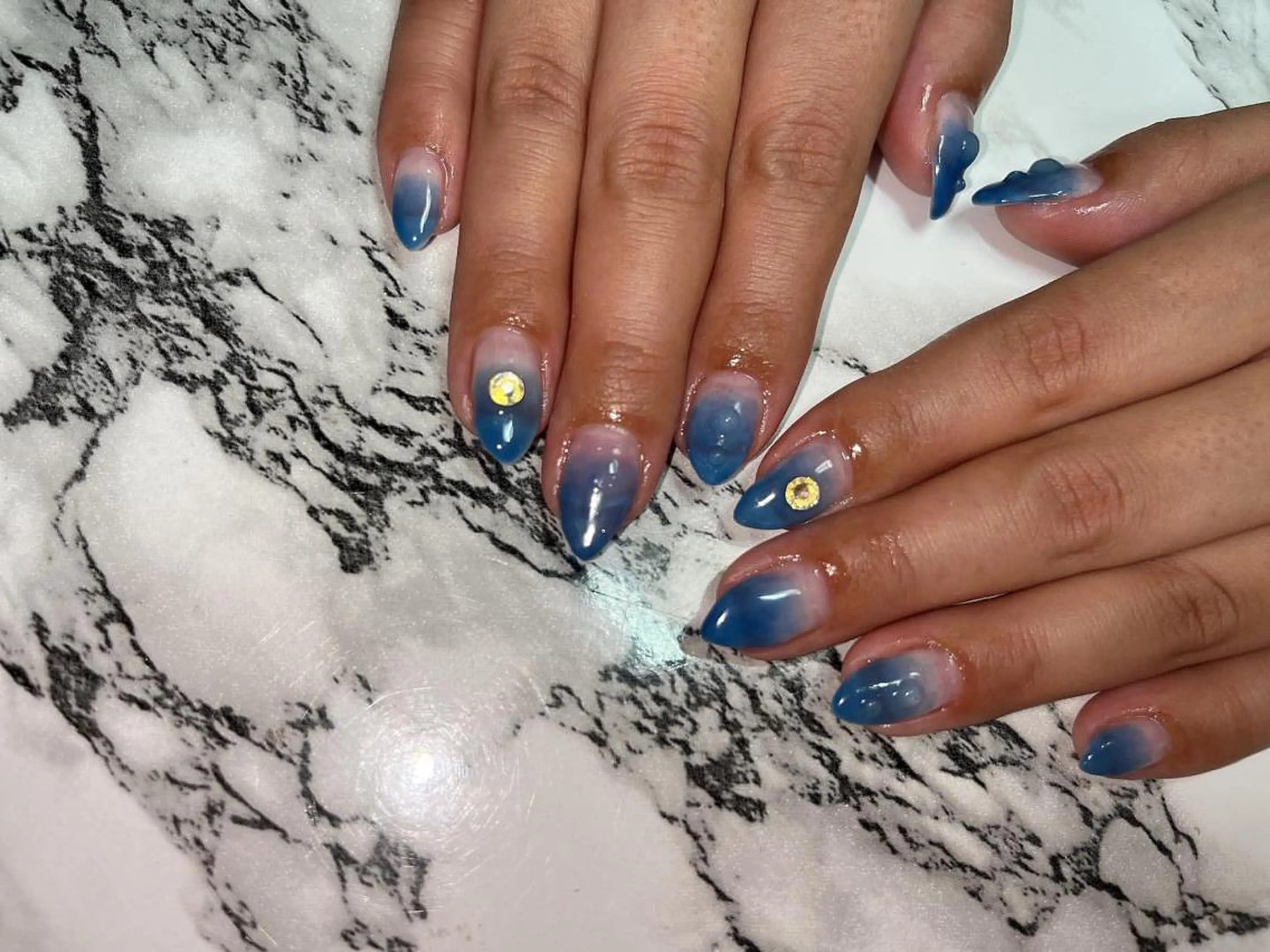 ネイル グラデーション MIKA ♡の眉毛・アイブロウイメージ