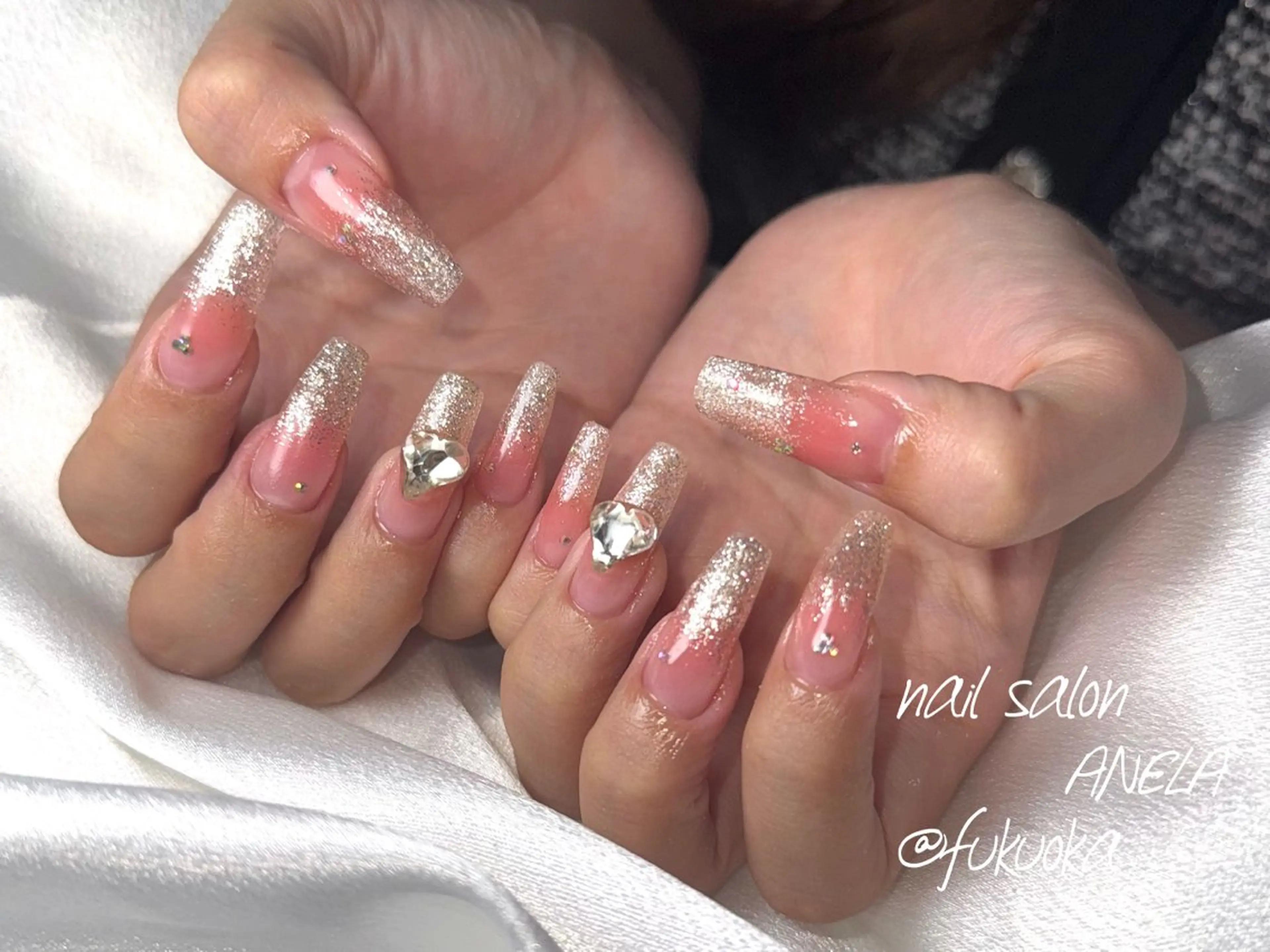 ネイル チークネイル ロングネイル ハンドネイル nail salon ANELA mayaのネイルデザイン