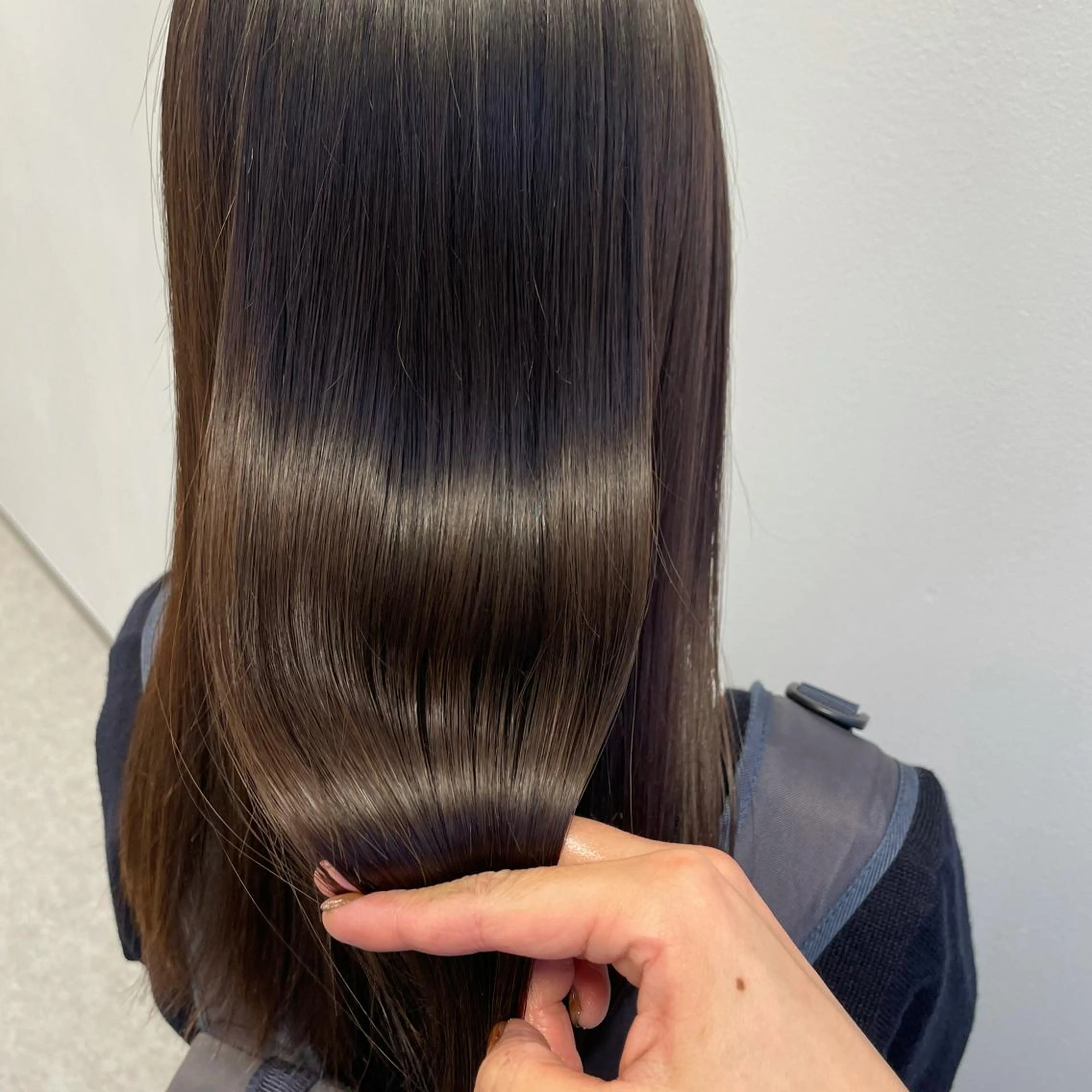セミロング パーマ ヘアカラー トリートメント 心斎橋/ブリーチなし 髪質改善/レイヤーのヘアスタイル