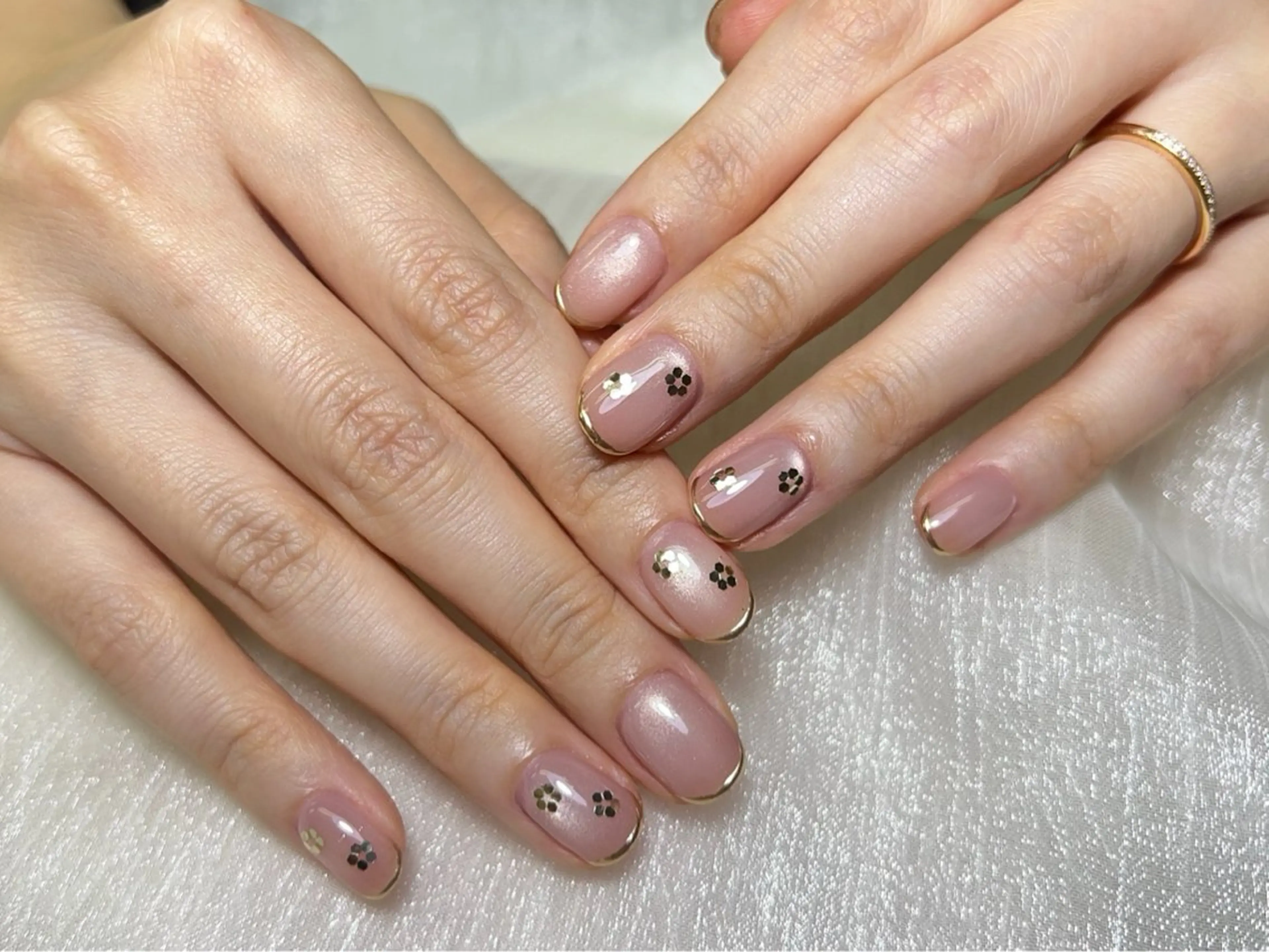 ネイル ハンドネイル ハンドケア PIPPY NAILSのネイルデザイン