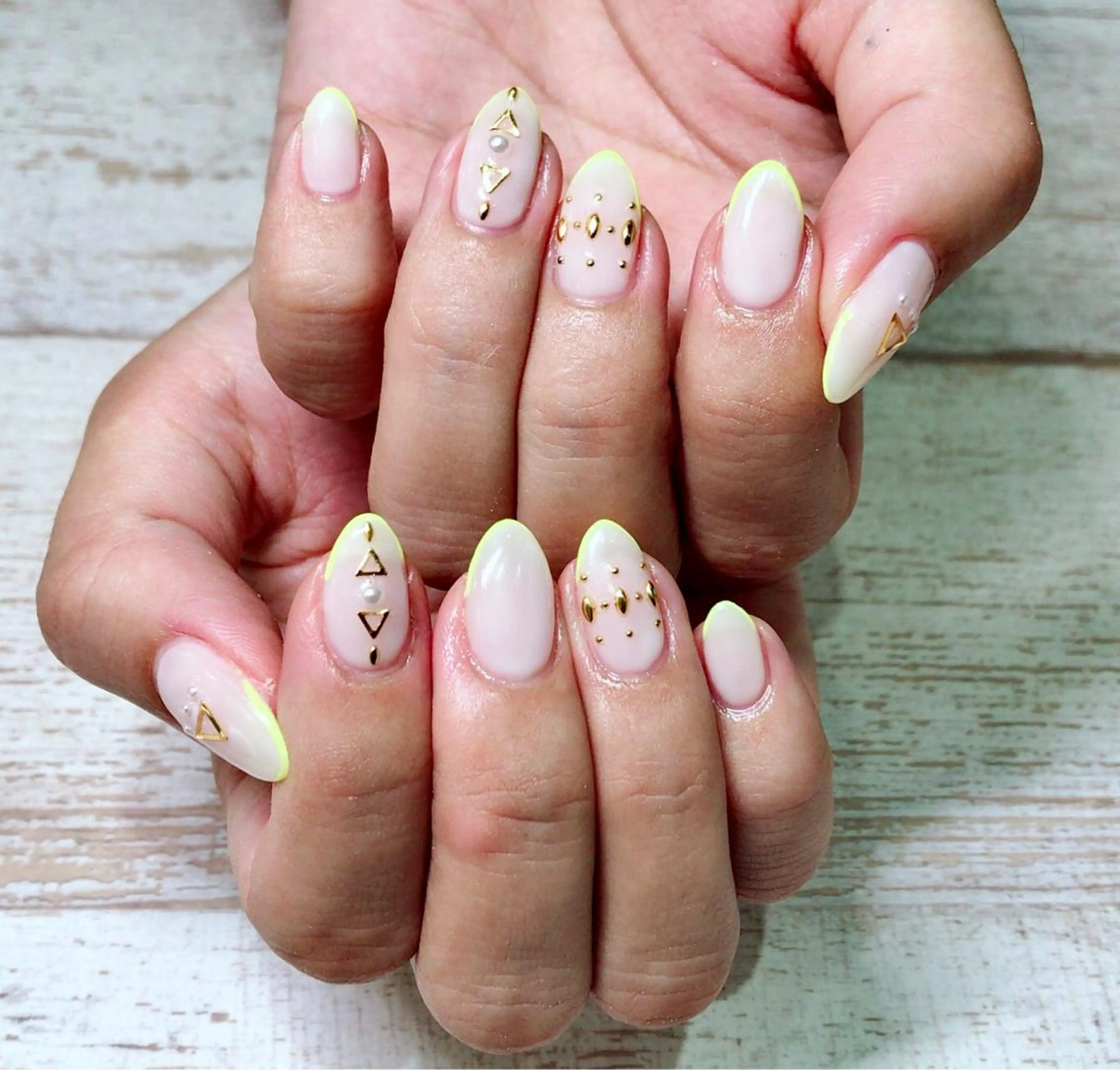 ネイル Lino+ ネイル&よもぎ蒸しのネイルデザイン