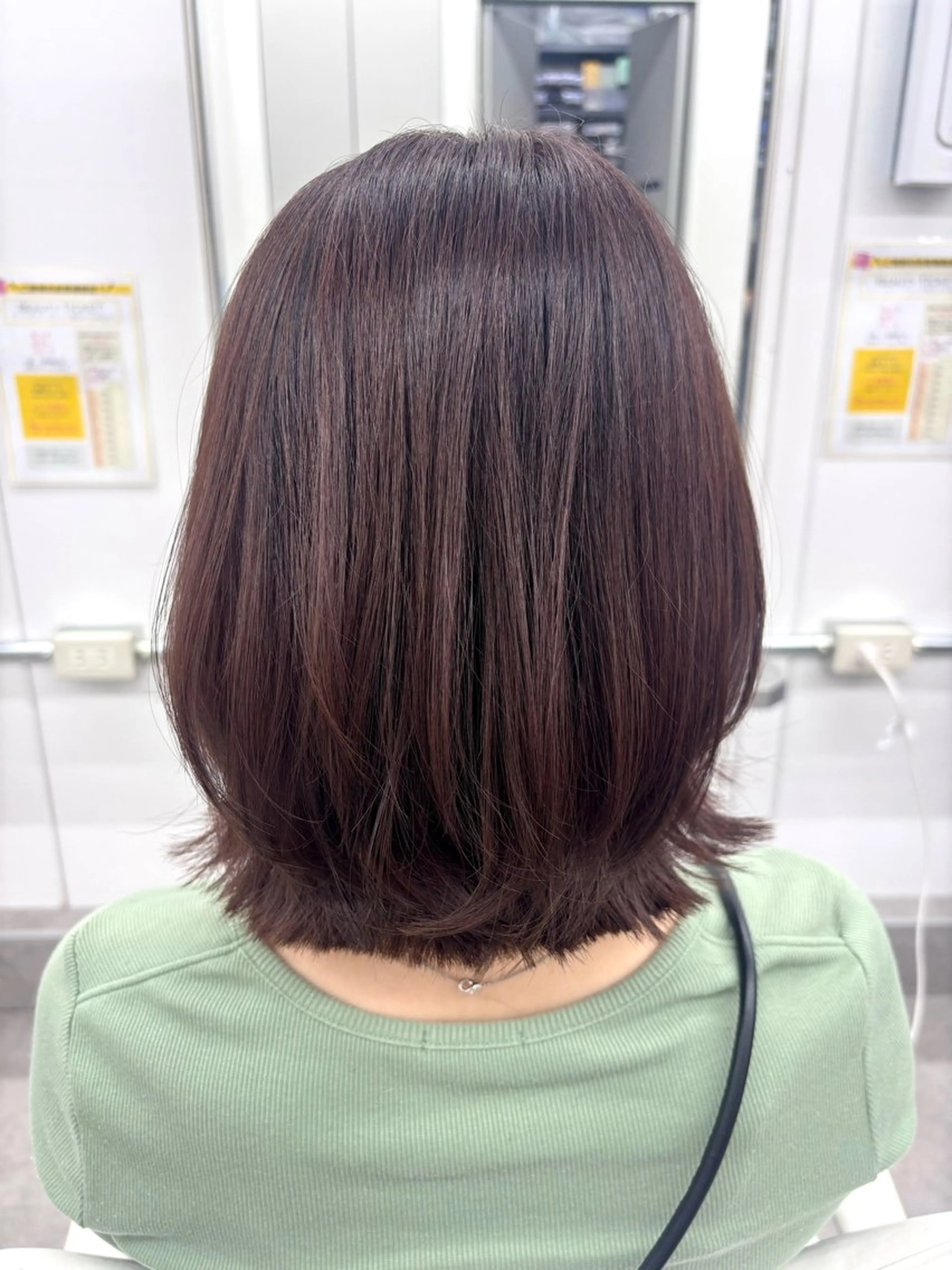 ミディアム ラベンダーブラウン ボブ レイヤーカット カット ヘアカラー 関山浩平ショート /ボブ/ヘアセットのヘアスタイル