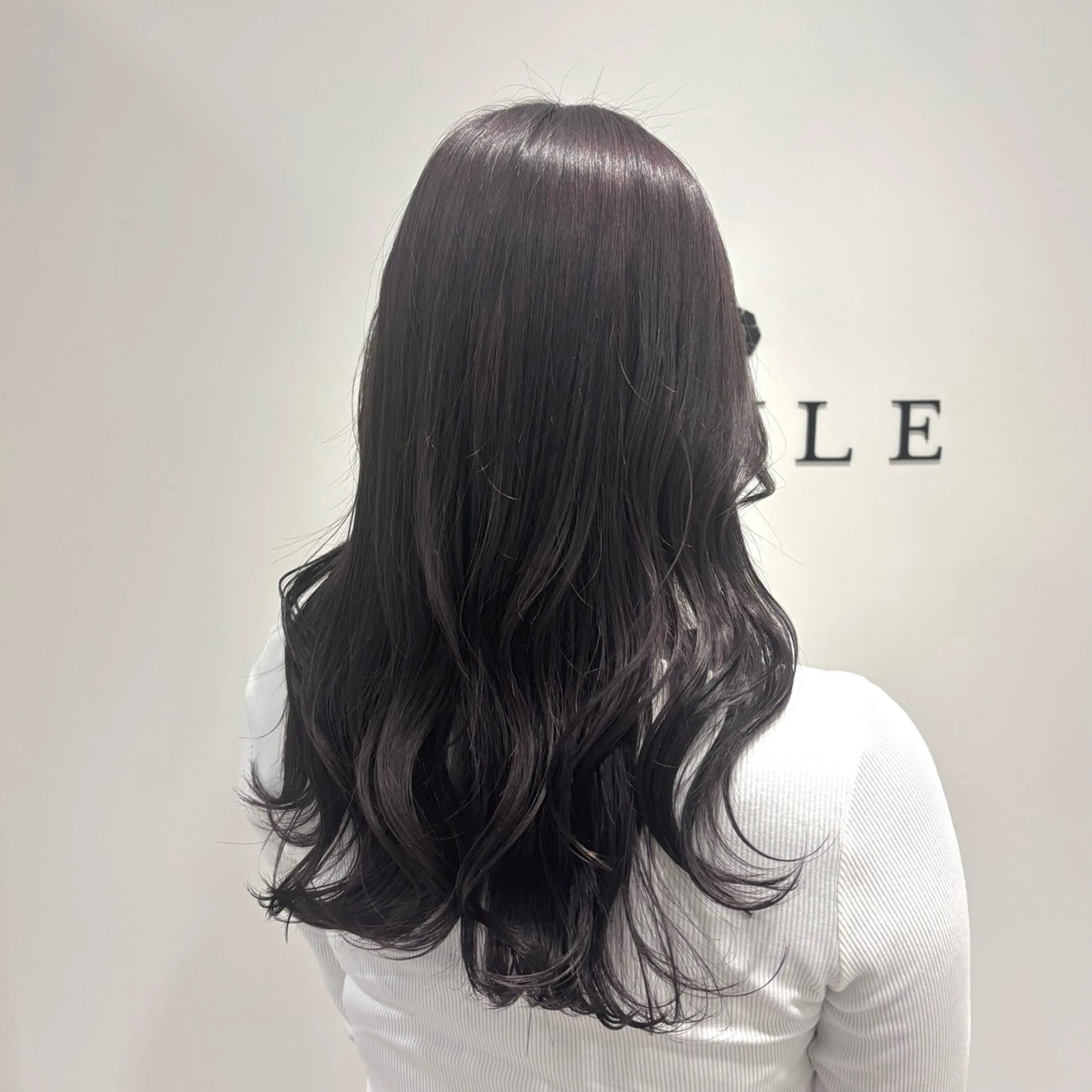 ロング カラー ブリーチ ラベンダーカラー ヘアカラー 艶カラー/アレンジ 💟すなおのヘアスタイル