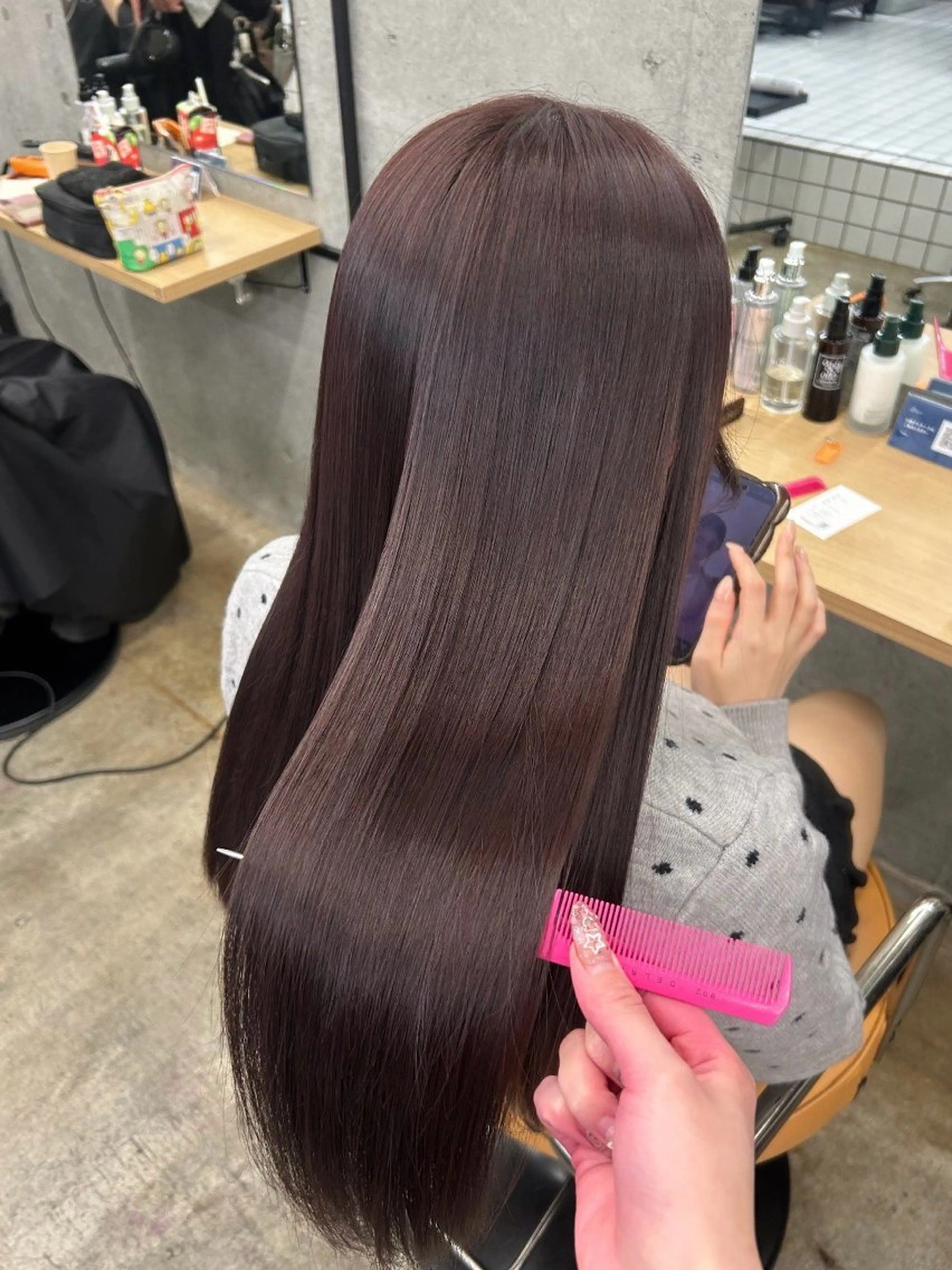 ロング カラー ヘアカラー トリートメント ほのか ♡*.のヘアスタイル