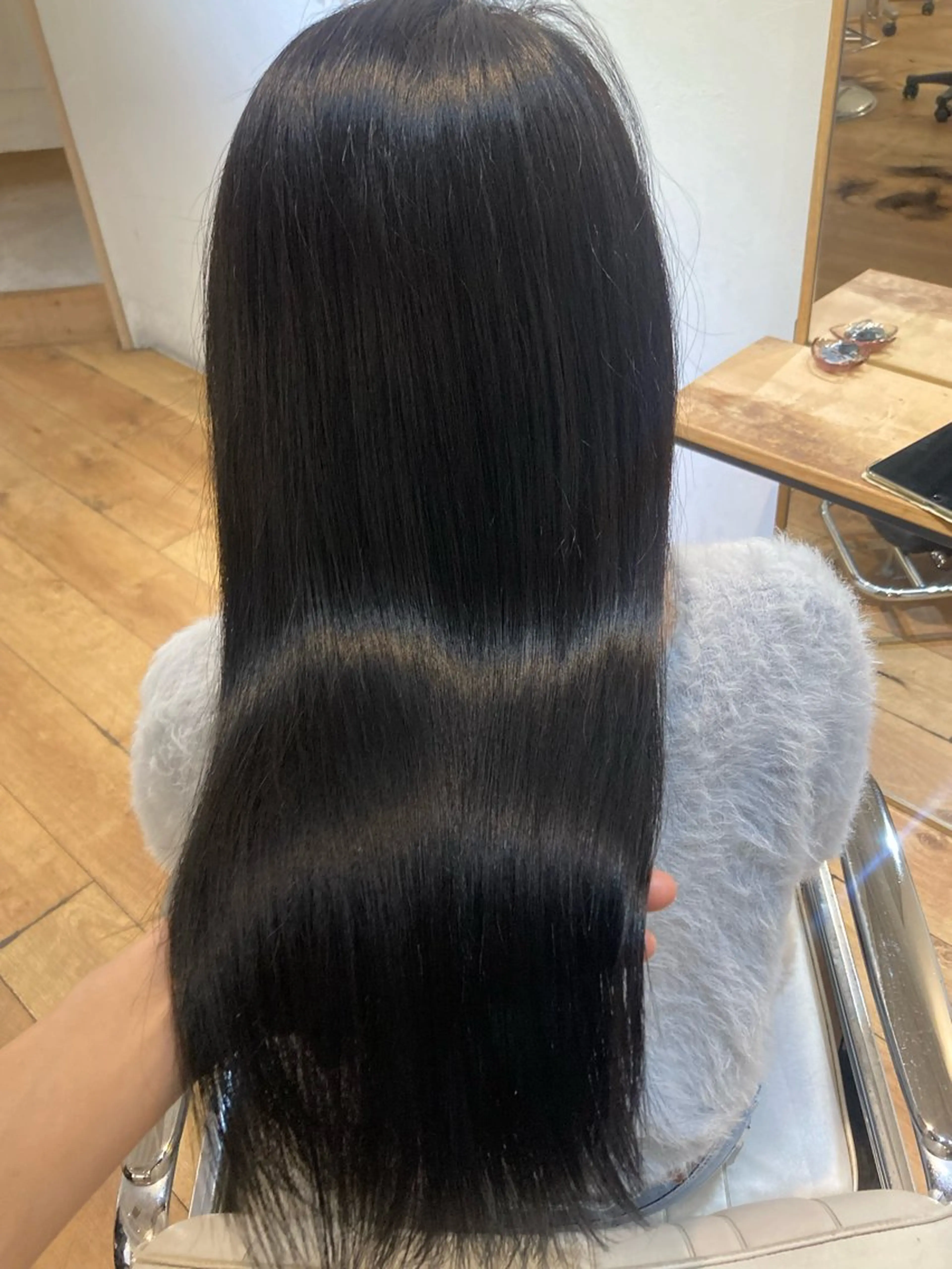 ロング NEWI 京橋 京橋【tomomi】のヘアスタイル