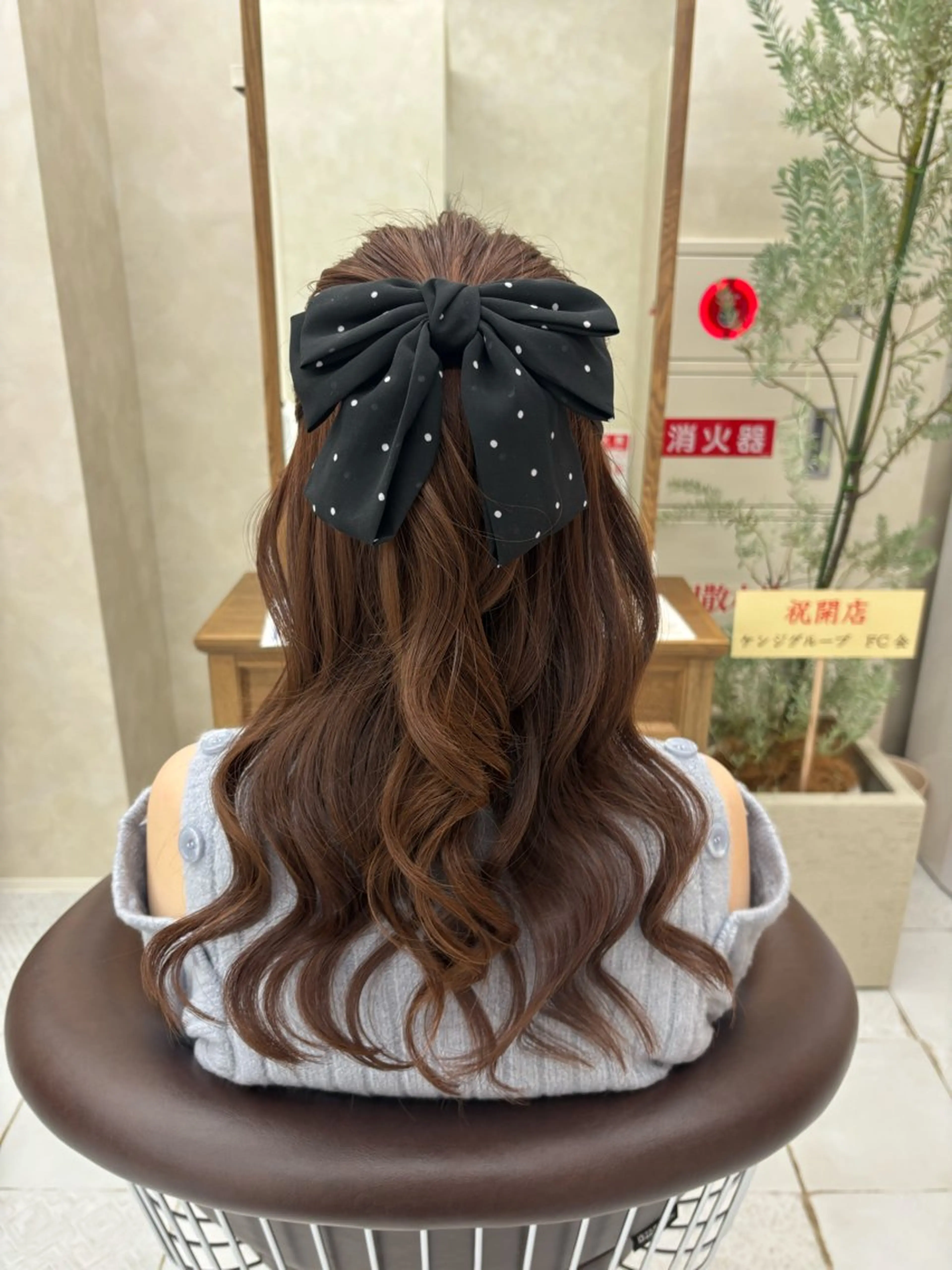 ロング ヘアセット ブリーチなしカラー/ 暖色カラー/艶カラーのヘアスタイル