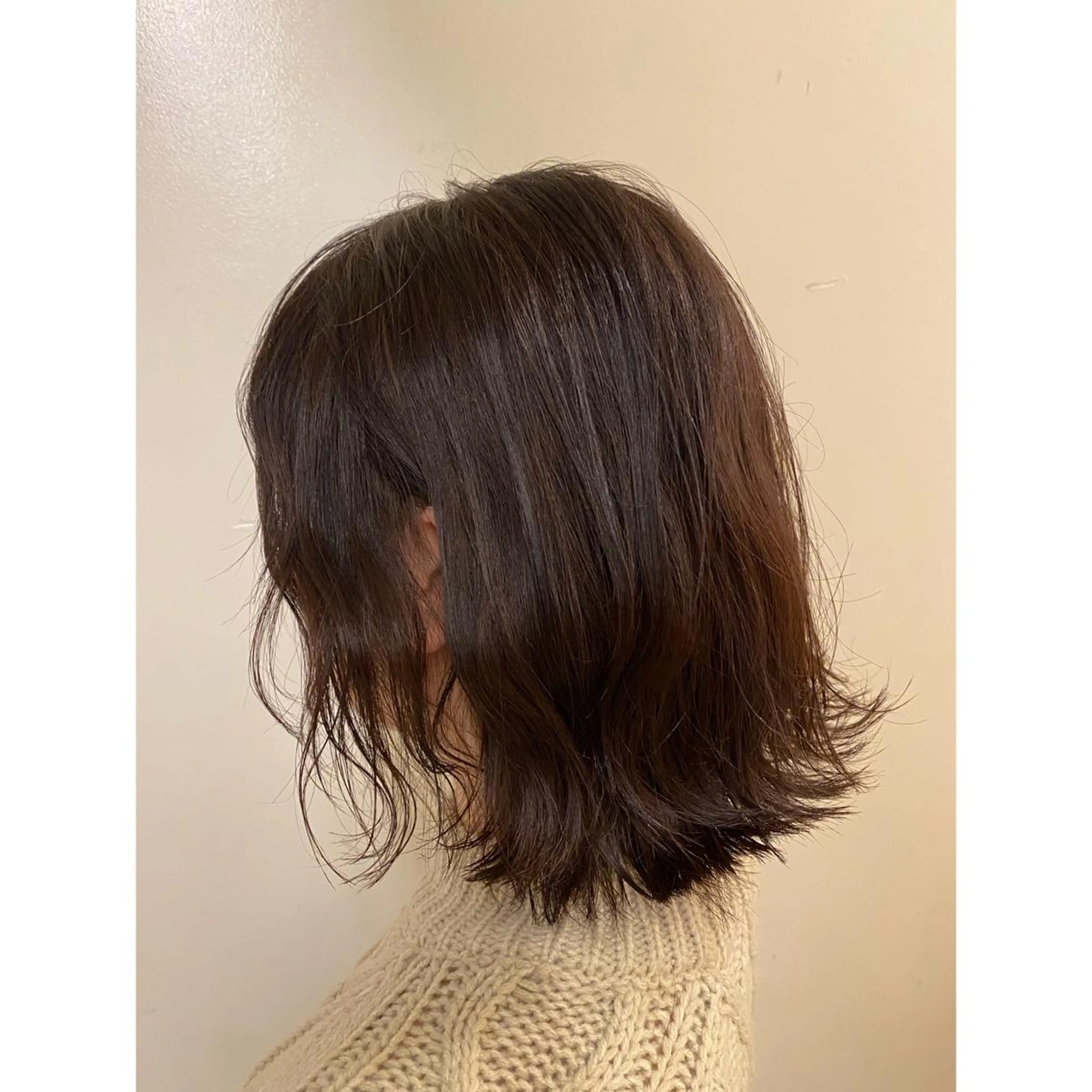 ミディアム カラー 田上 (たのうえ)のヘアスタイル