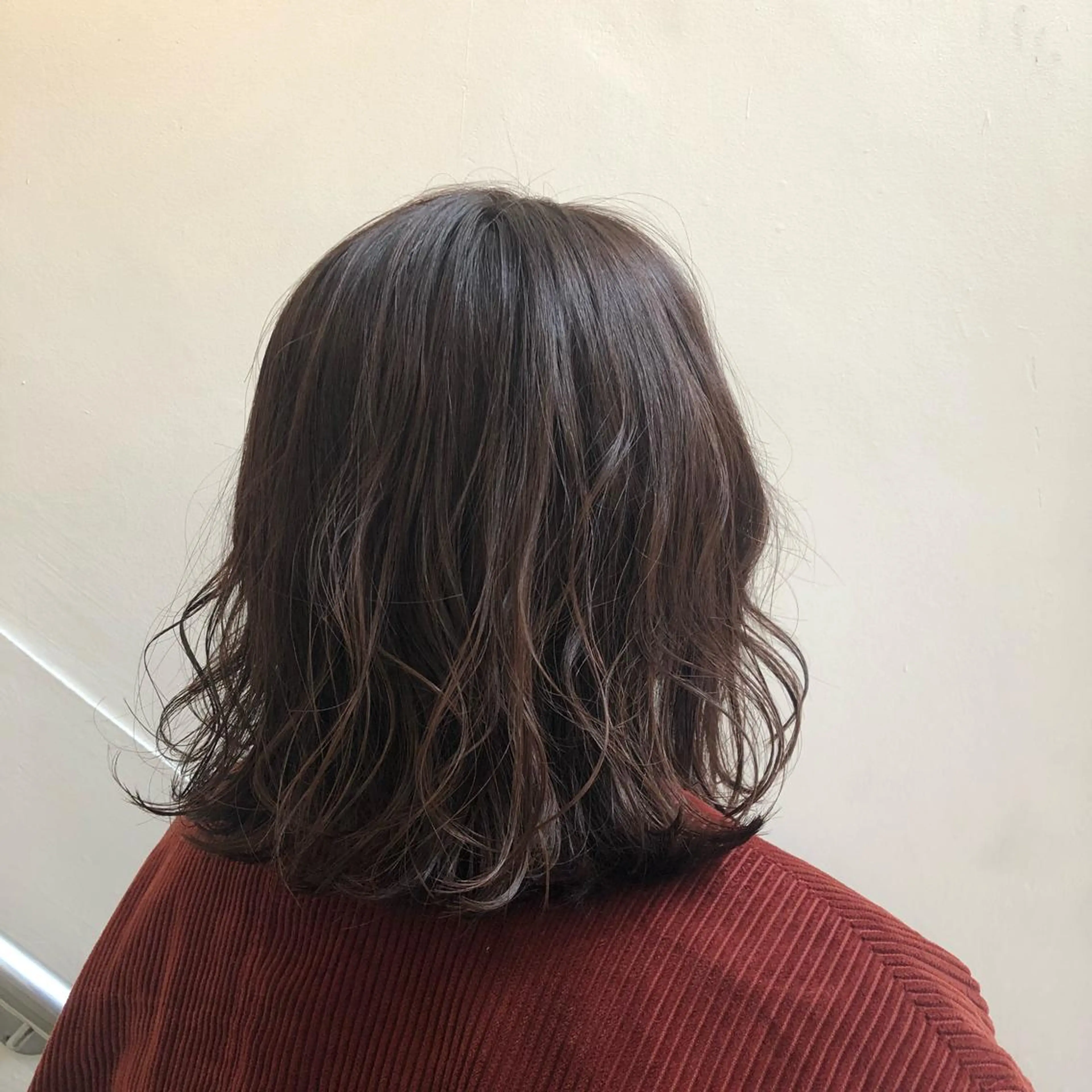 ミディアム カラー ブラウンカラー ピンクカラー ピンクブラウン 中司 莉菜のヘアスタイル