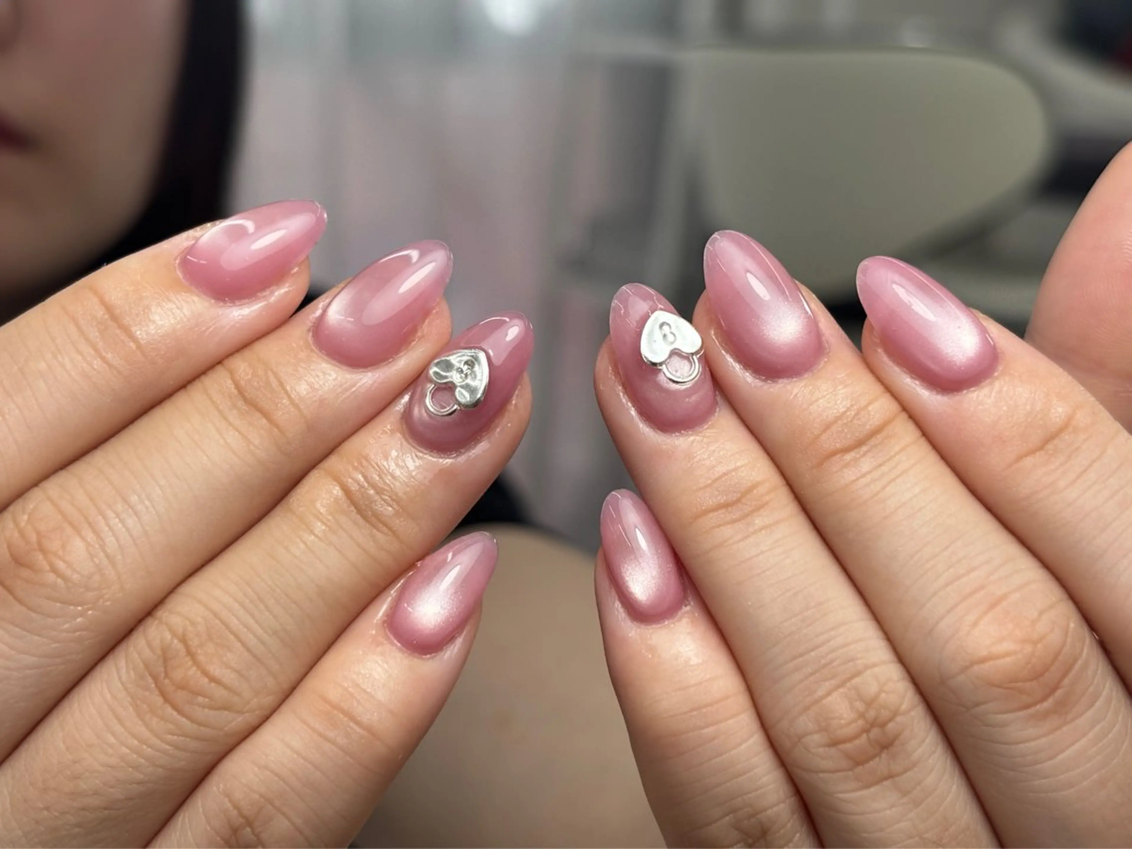 ロング トゥー フエンのネイルデザイン