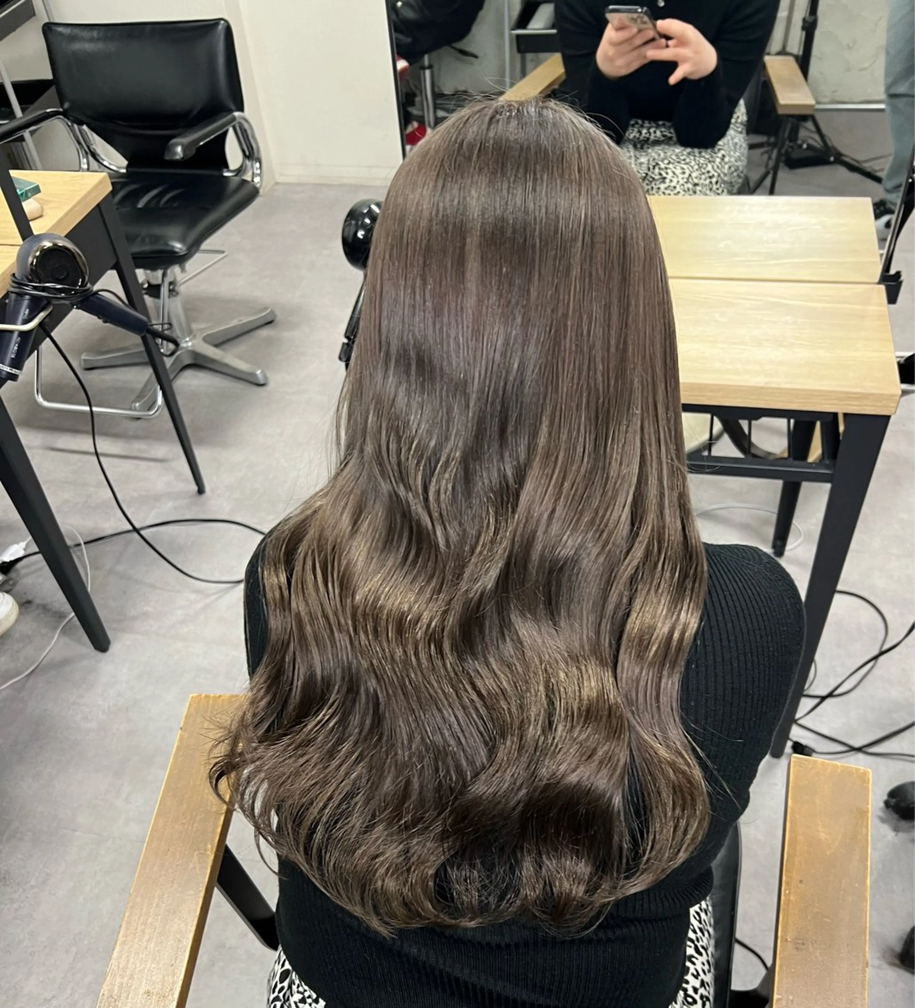 カラー グレージュ SWAY所属・SWAY_KAI_ 長谷川魁のヘアスタイル