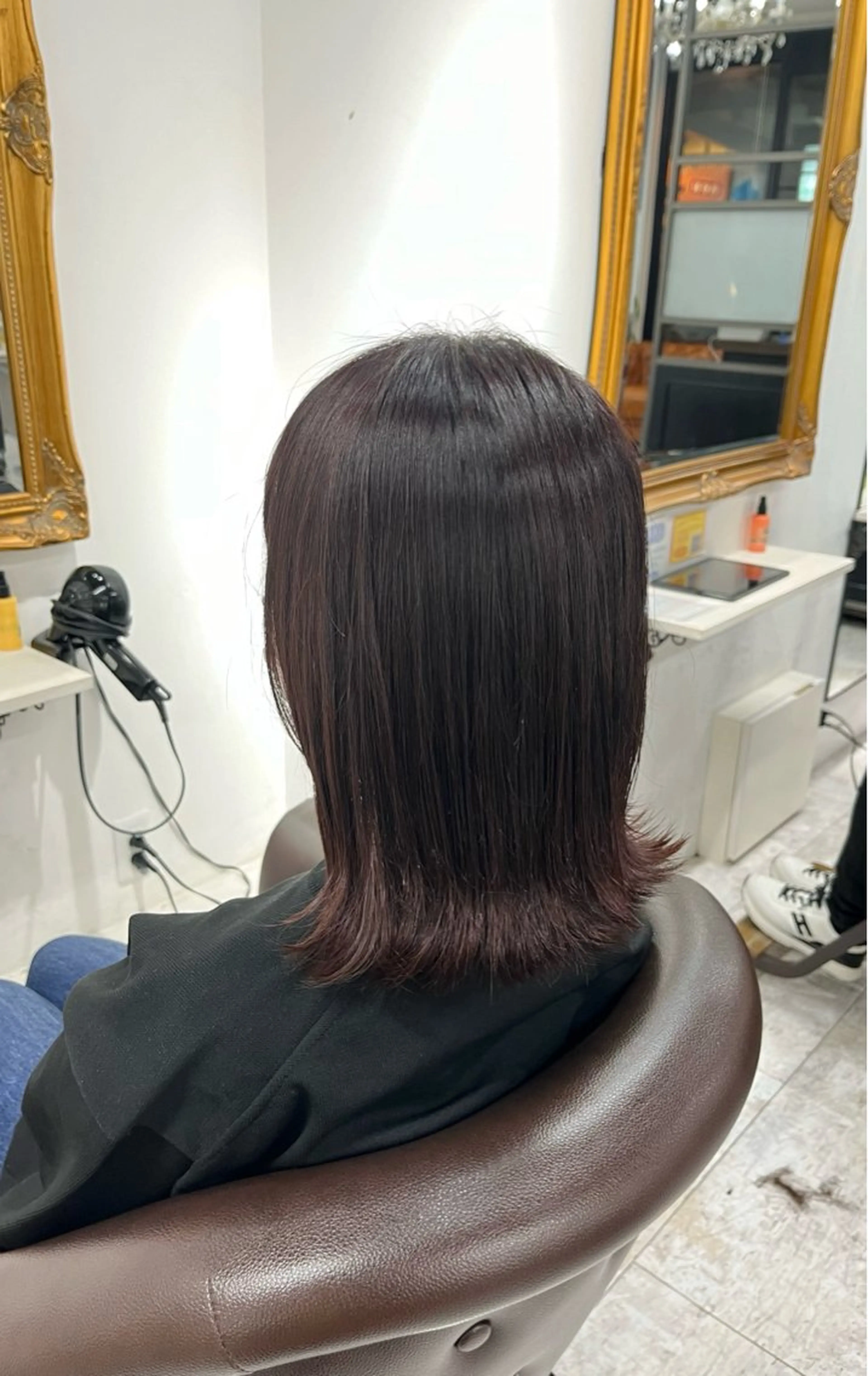 ミディアム ピンクブラウン 松村 あづみのヘアスタイル