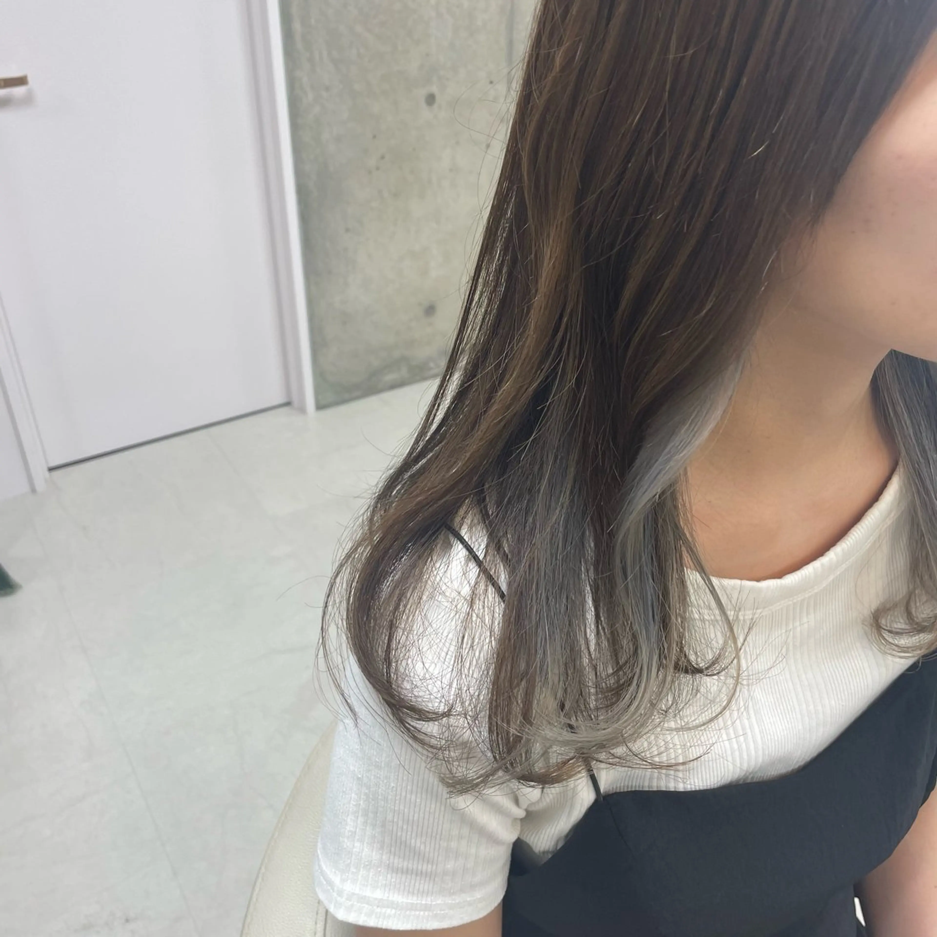 ロング カラー ヘアカラー 坂本 沙也加のヘアスタイル