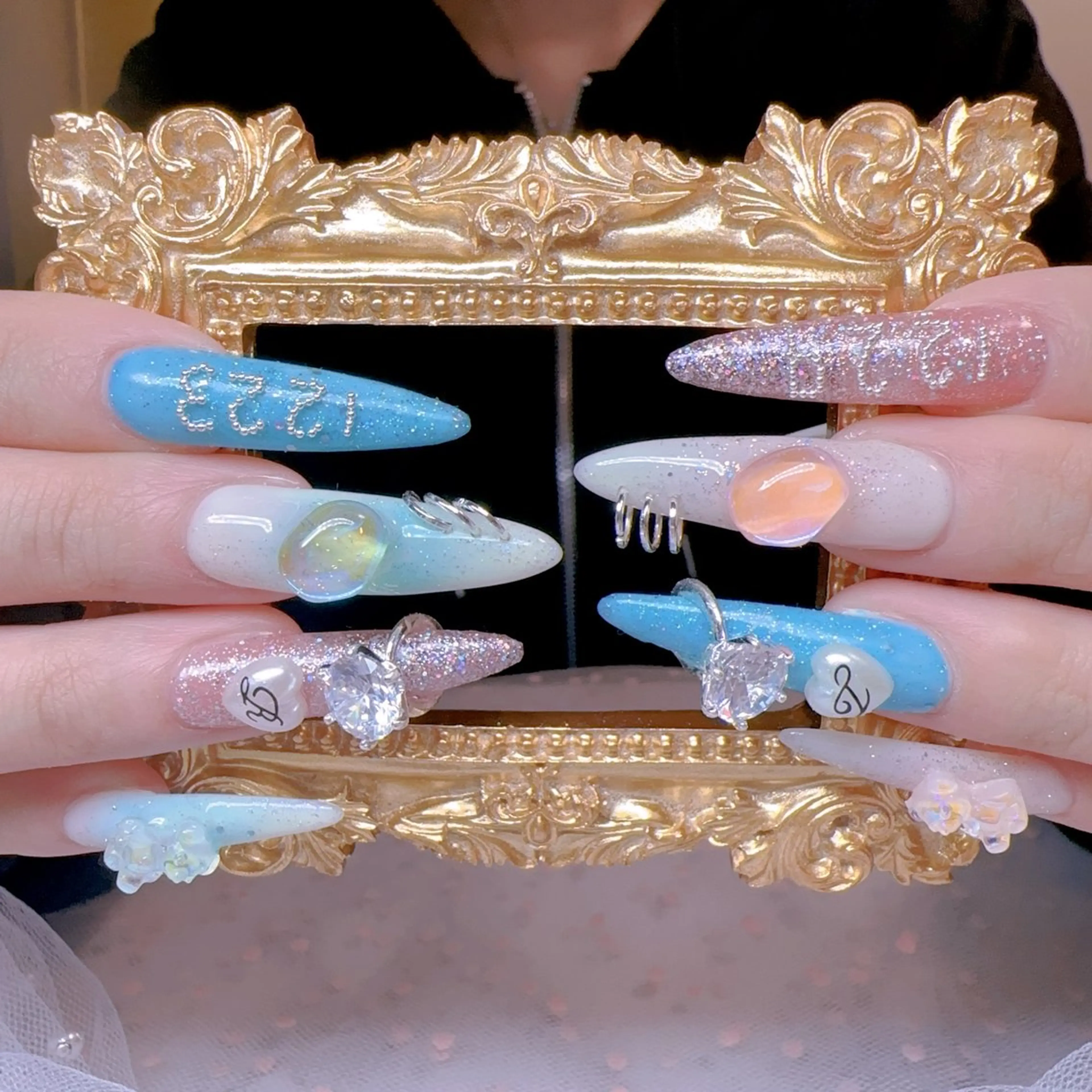 ネイル オーロラネイル フットネイル 韓国ネイル ラメ(グリッター) ラメグラデーション ハンドネイル Belle nail salon 新小岩のネイルデザイン