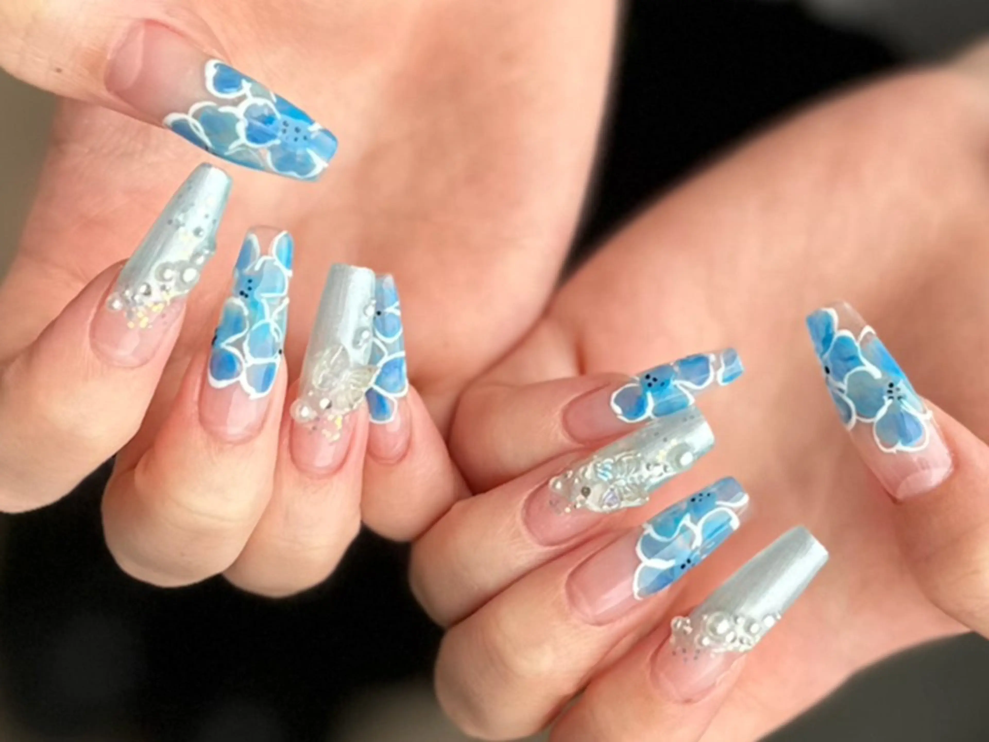 ネイル 新山 聖のネイルデザイン